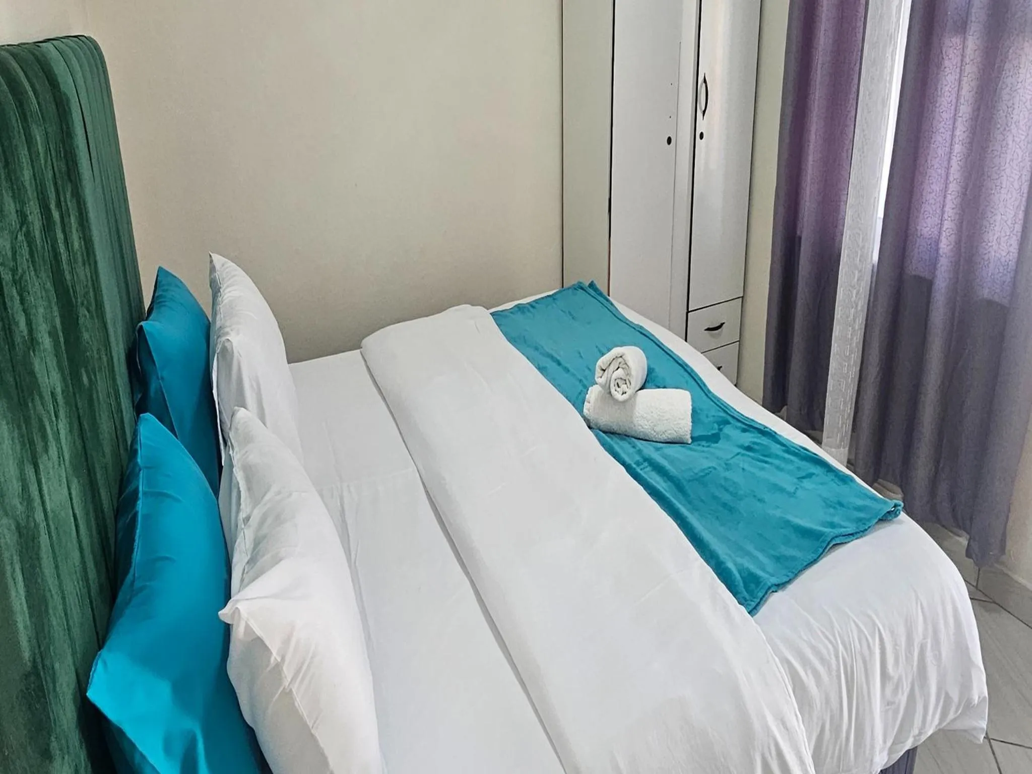 Bed in Goshen Lodge Spencer