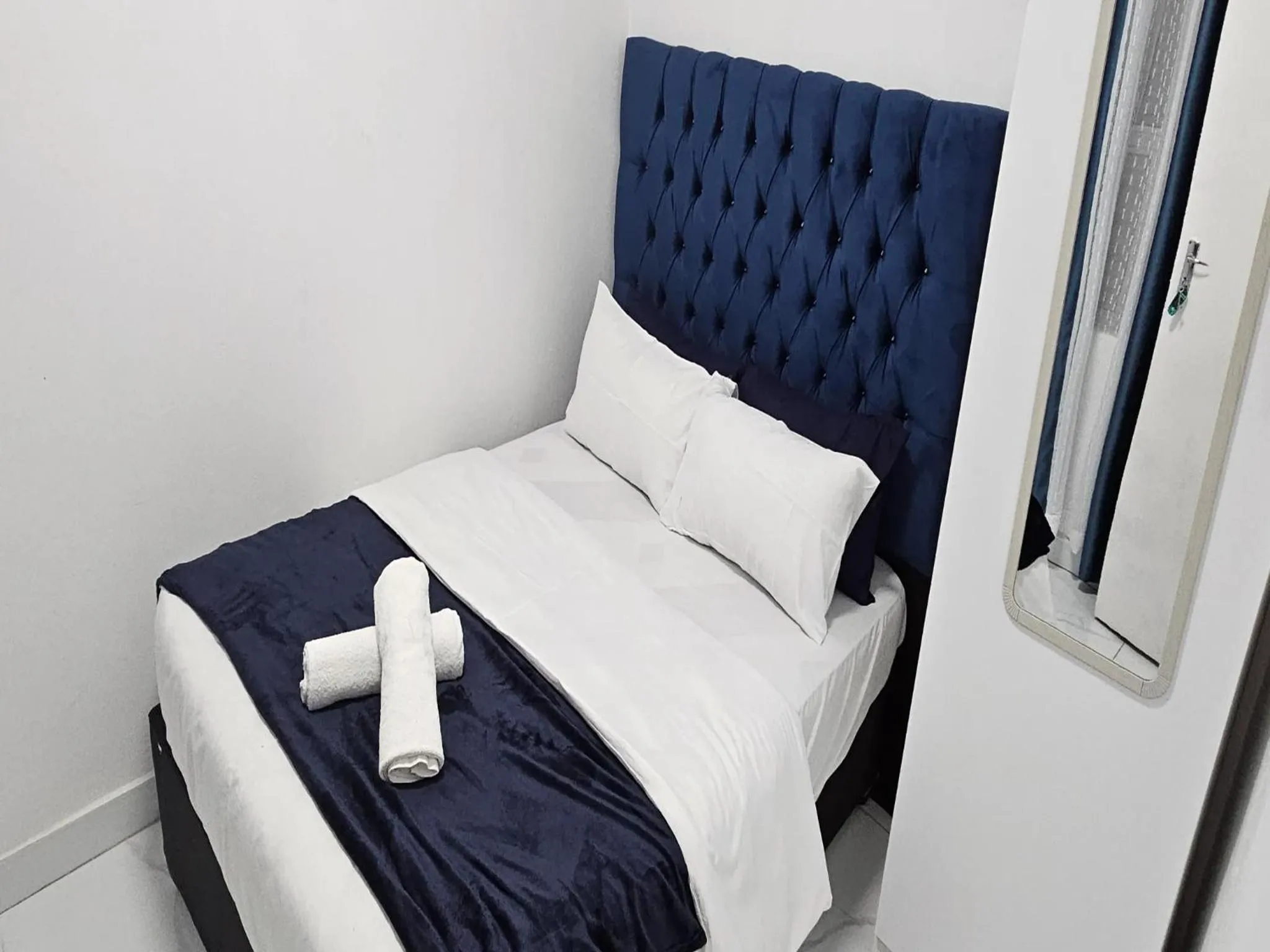 Bed in Goshen Lodge Spencer