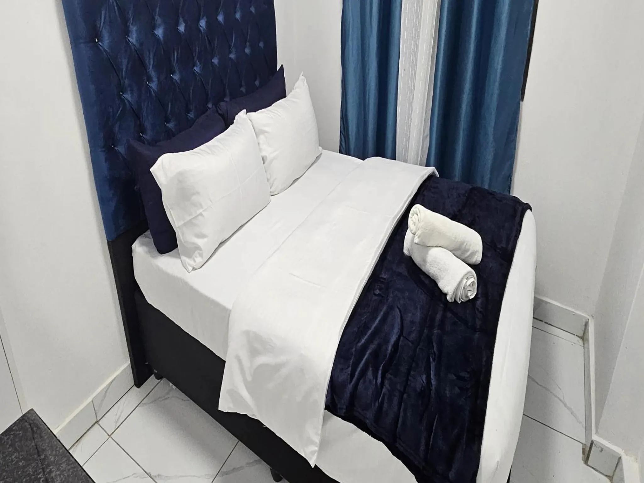 Bed in Goshen Lodge Spencer