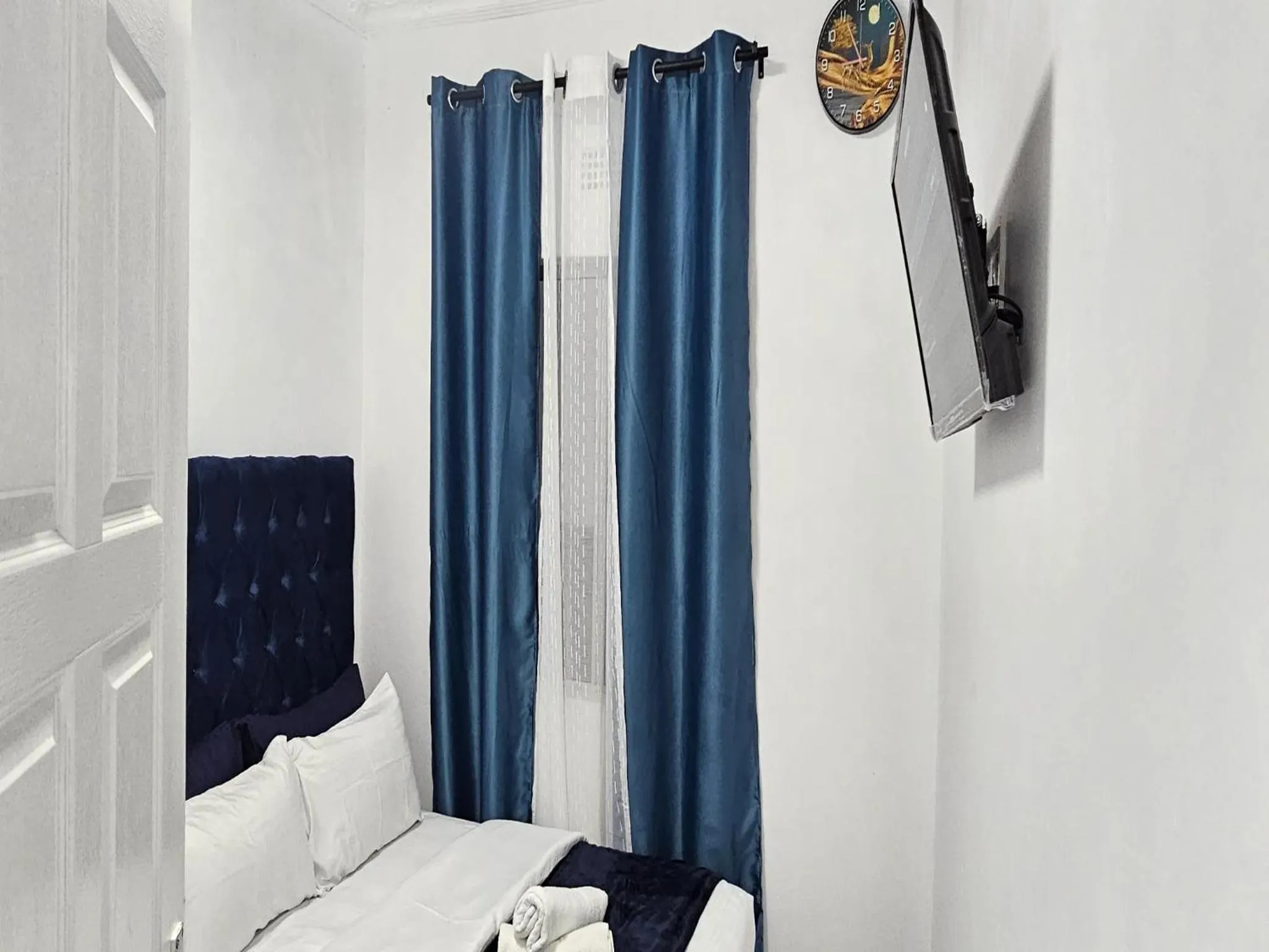 Bed in Goshen Lodge Spencer