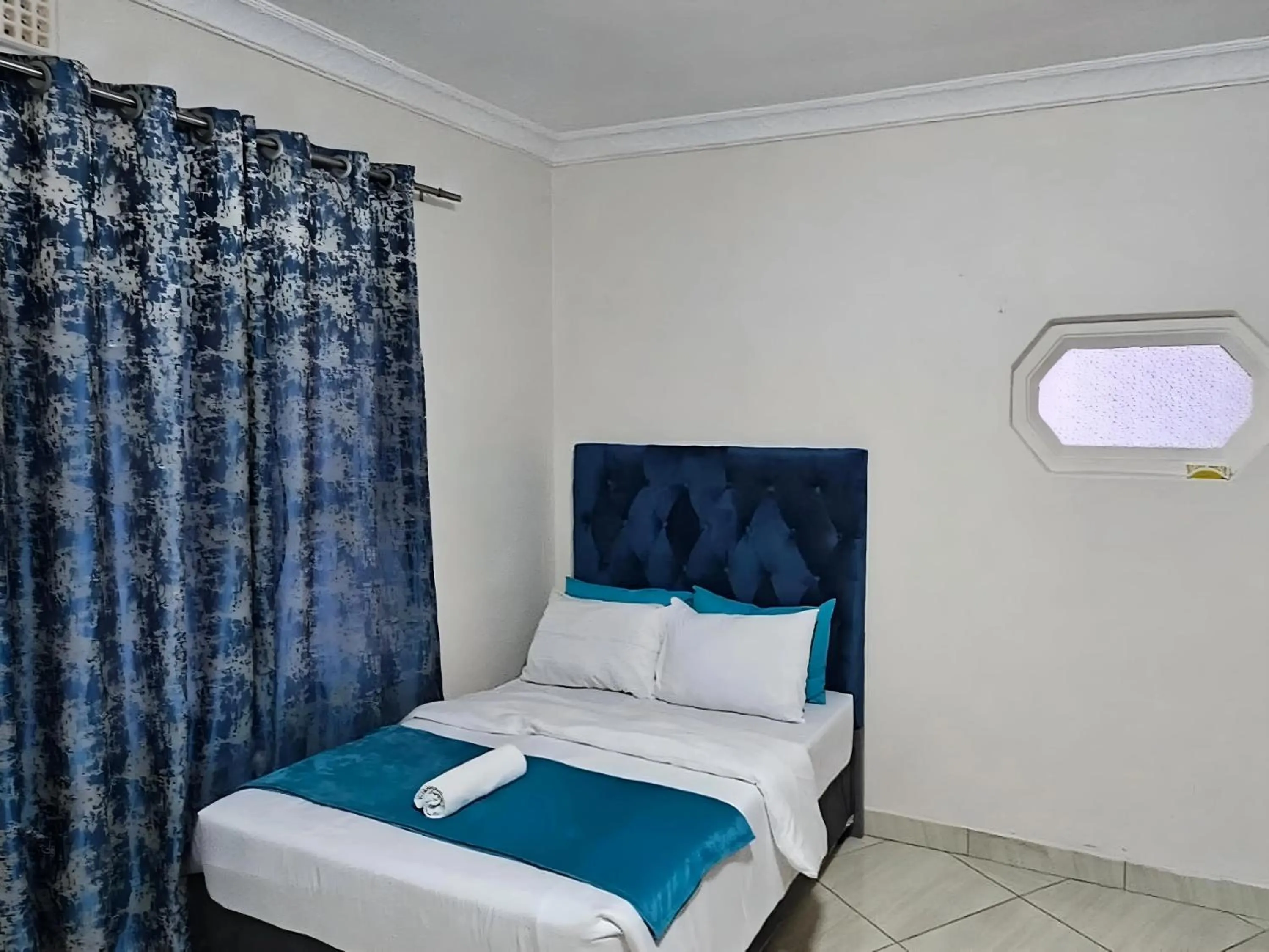 Bed in Goshen Lodge Spencer