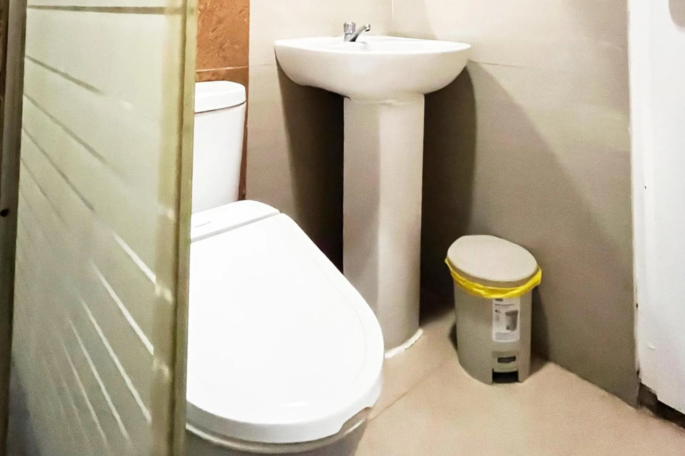 Toilet in Torres Farm Resort powered by Cocotel