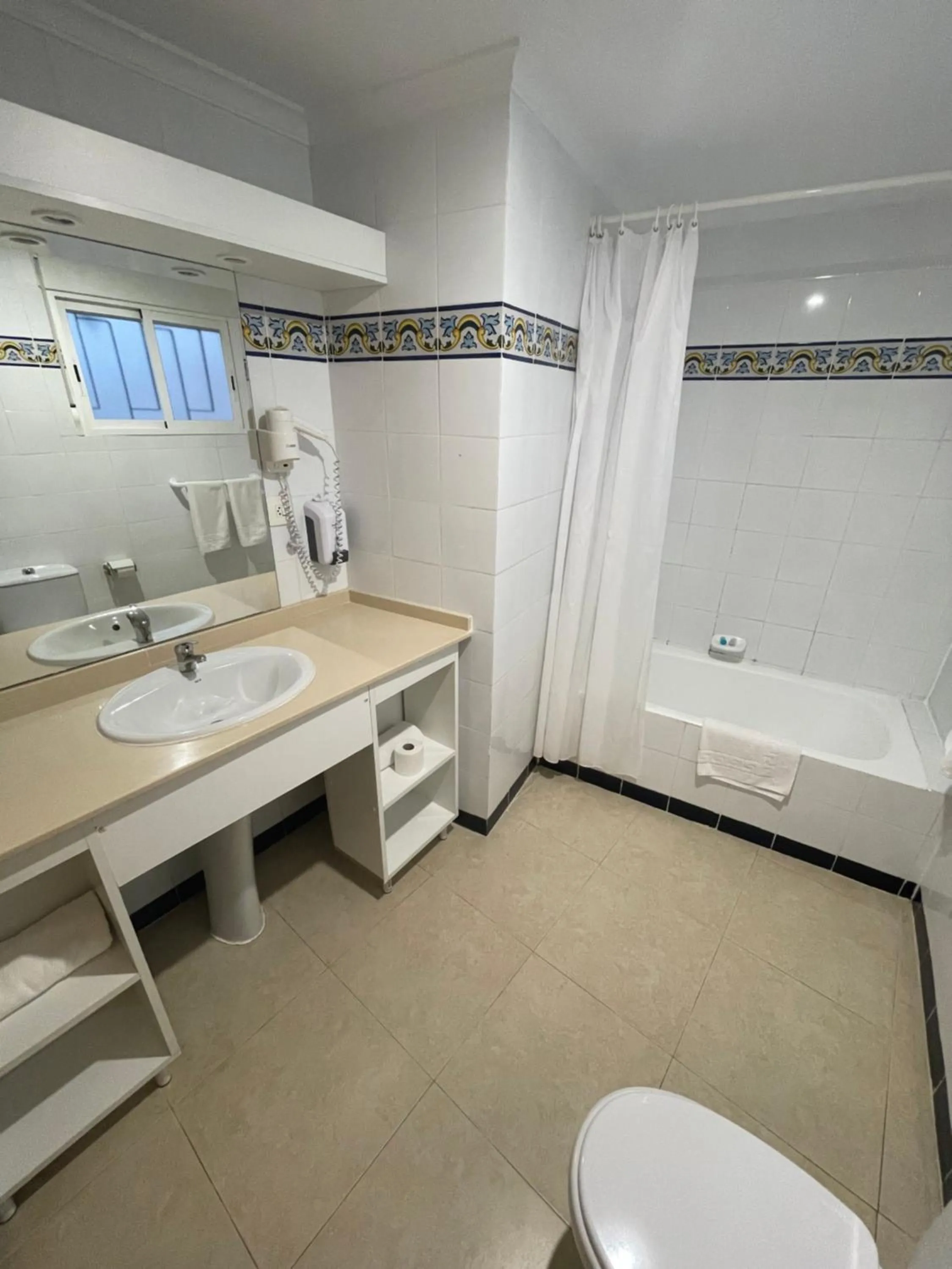 Bathroom in Apartamentos Bahia