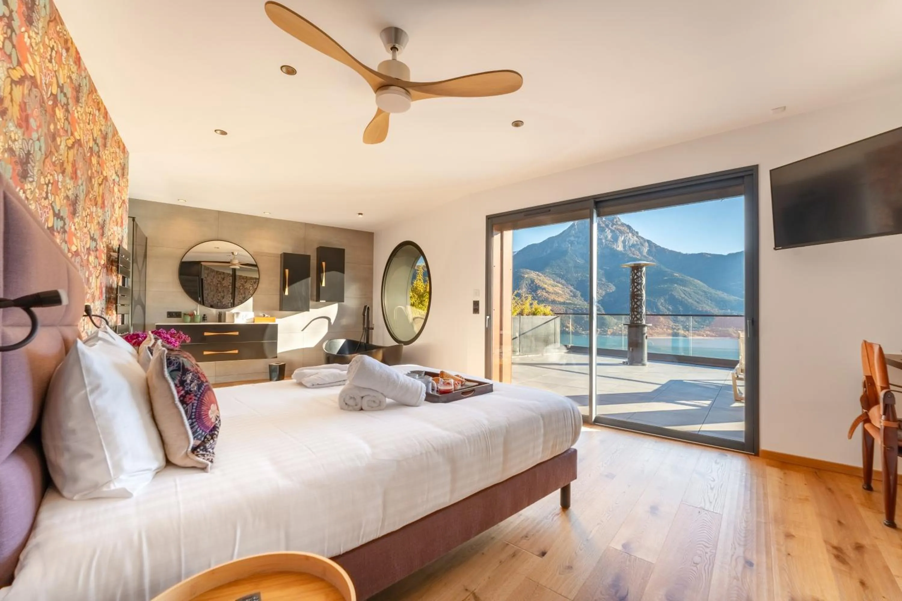 Bedroom, Bed in Les Restanques du lac