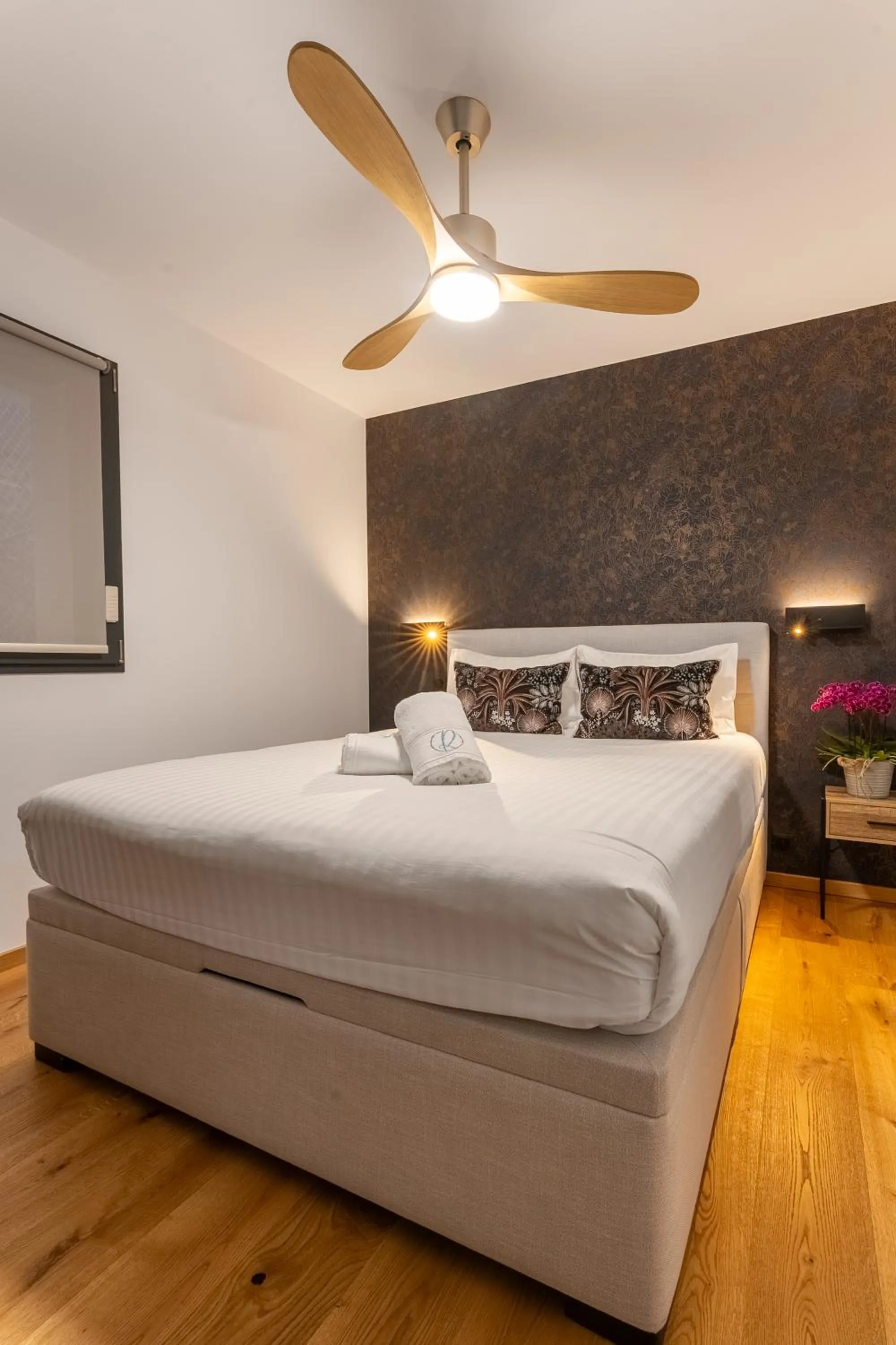 Bedroom, Bed in Les Restanques du lac