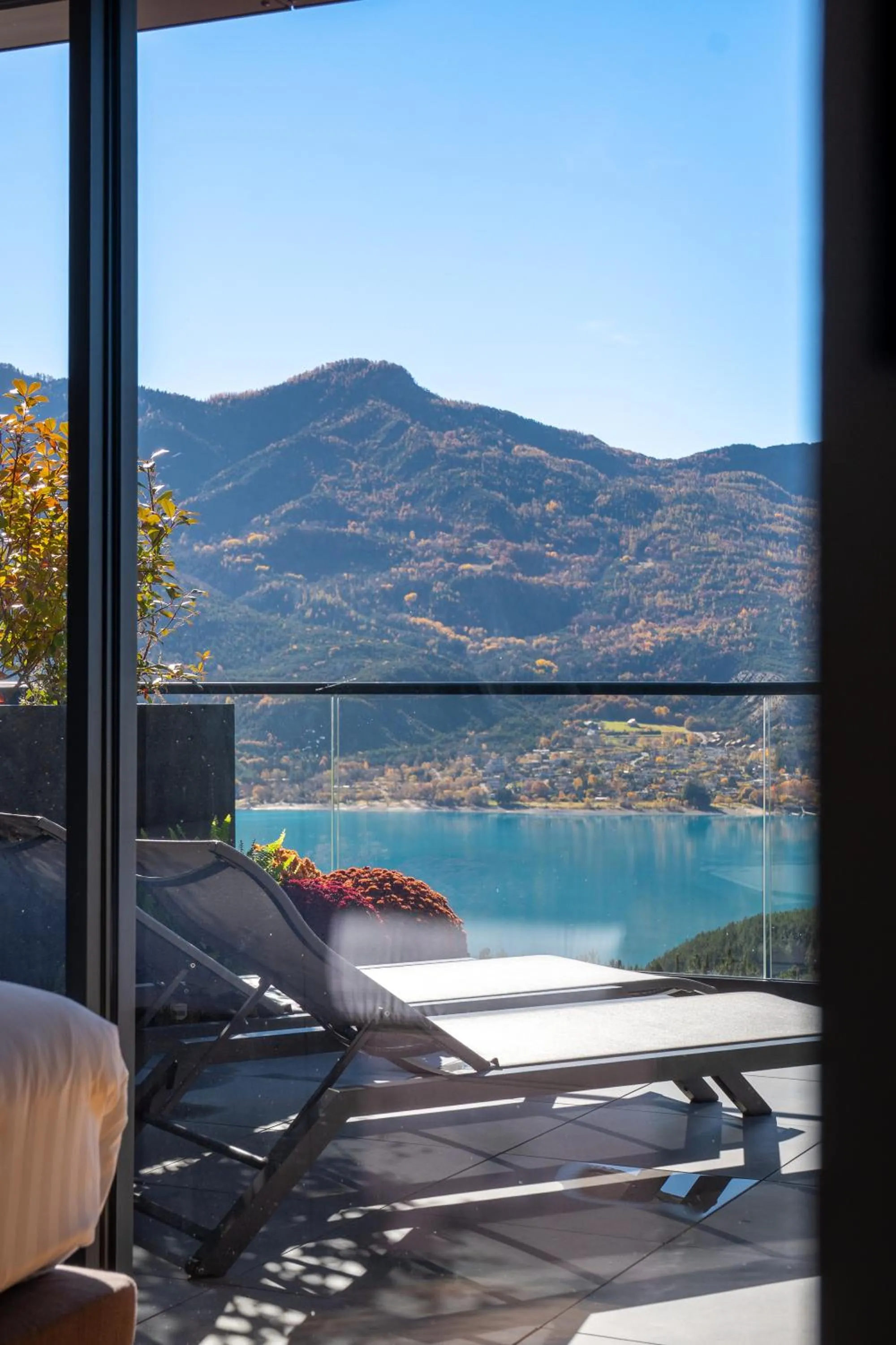 Lake view in Les Restanques du lac