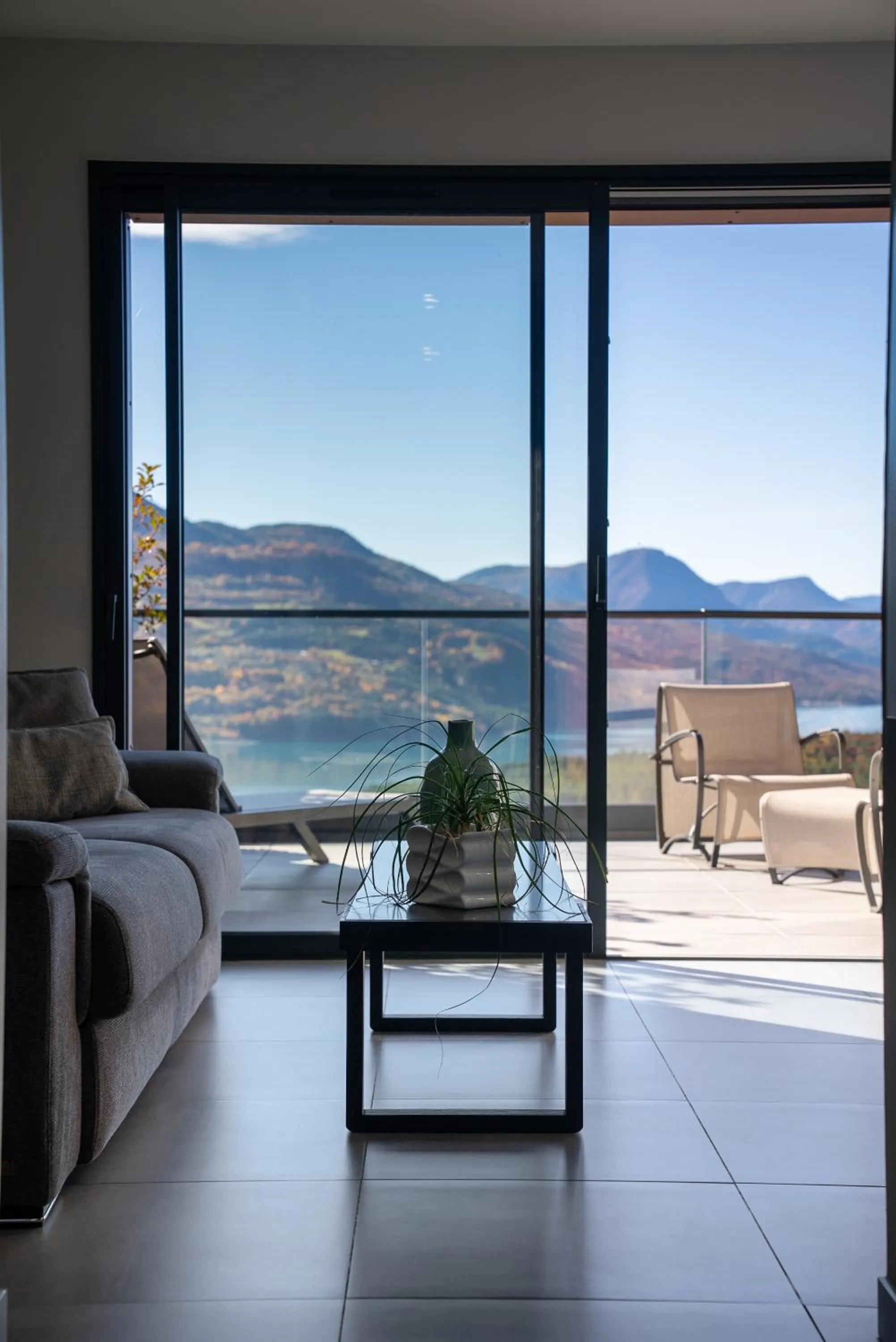 Living room in Les Restanques du lac