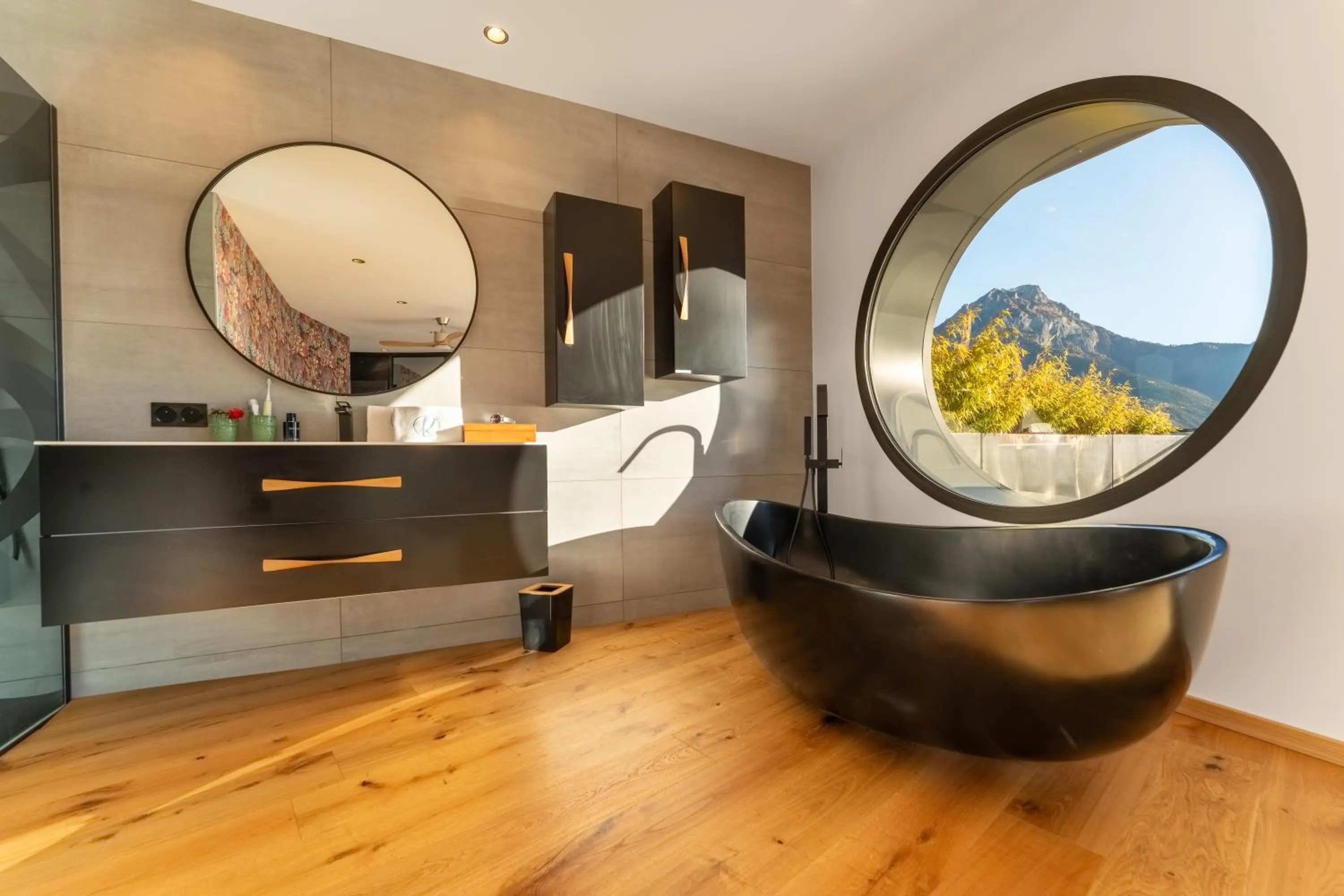 Bathroom in Les Restanques du lac