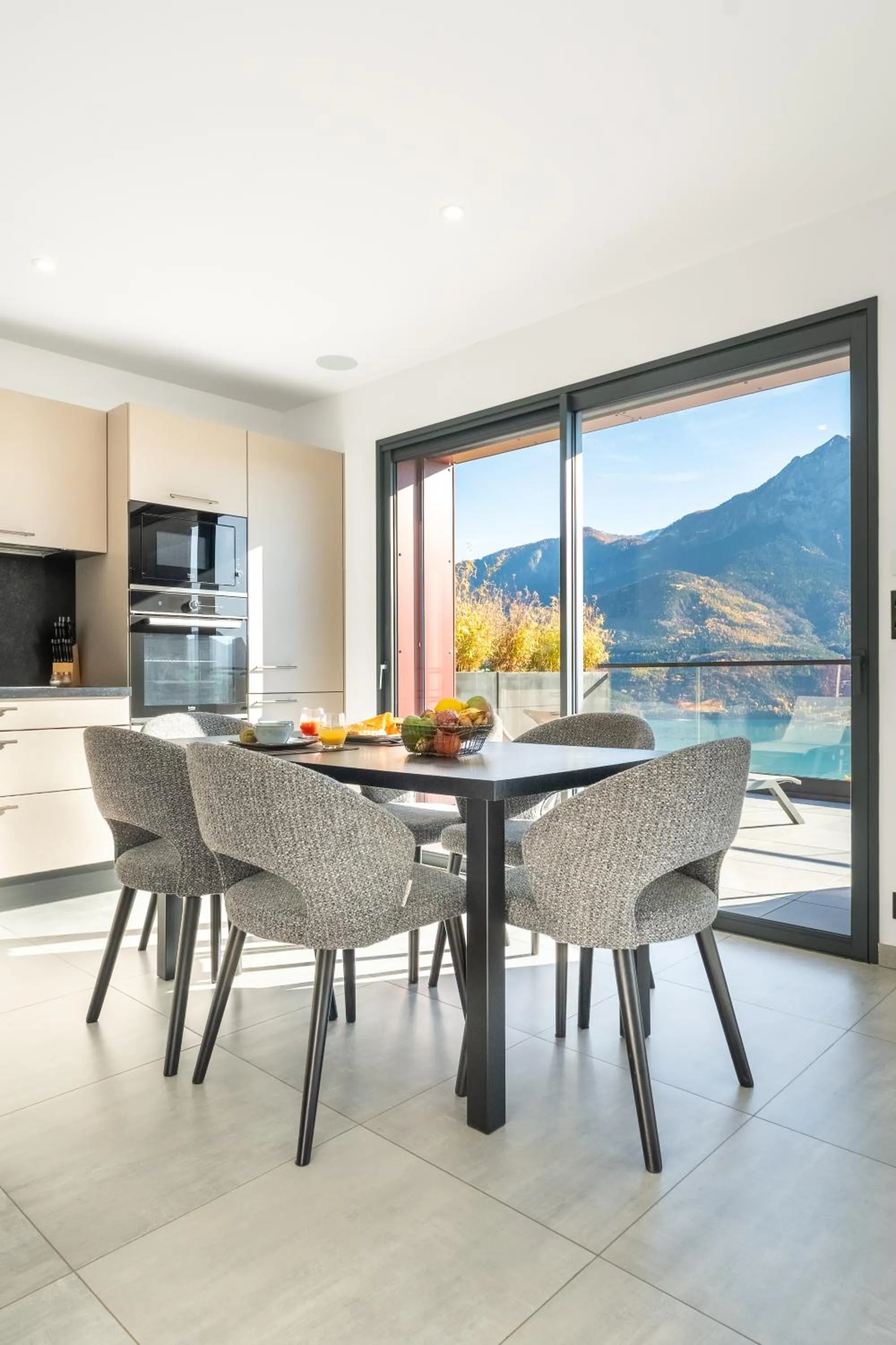 Dining area in Les Restanques du lac