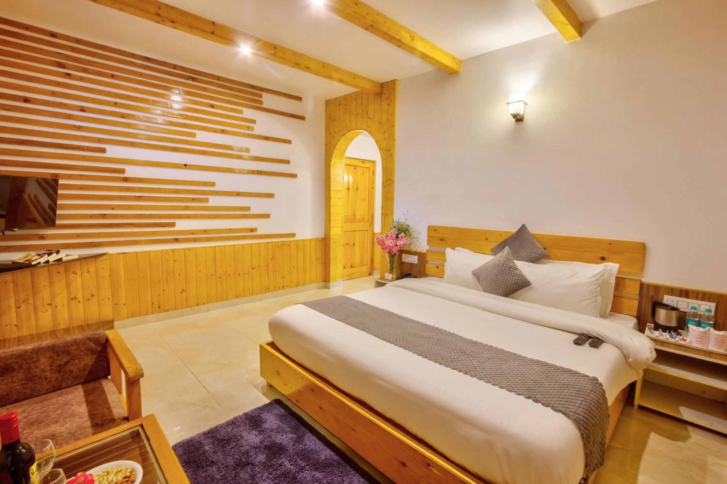 Living room, Bed in La Aero Resort Home in Snow Mountains