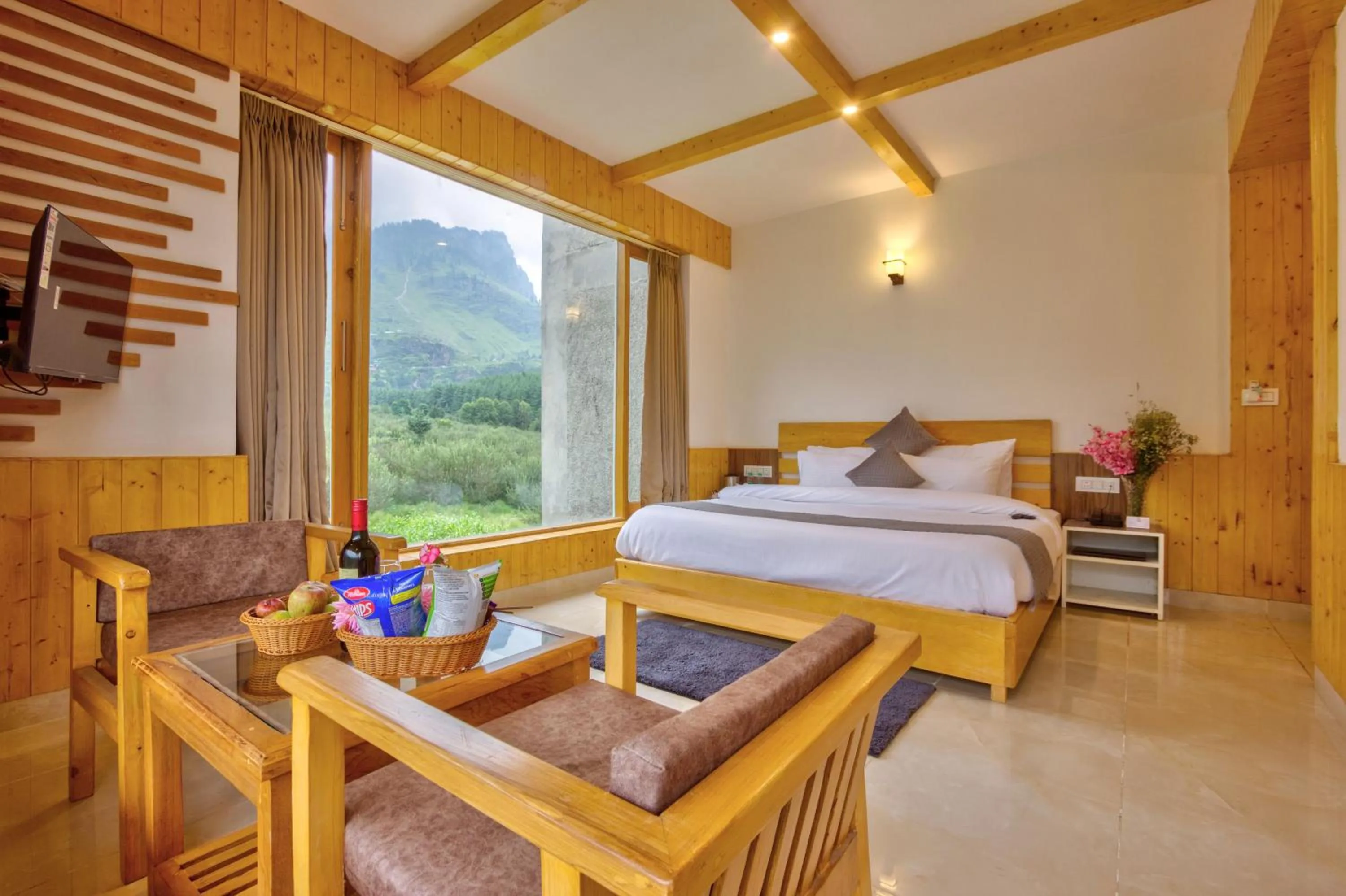 Bedroom, Bed in La Aero Resort Home in Snow Mountains