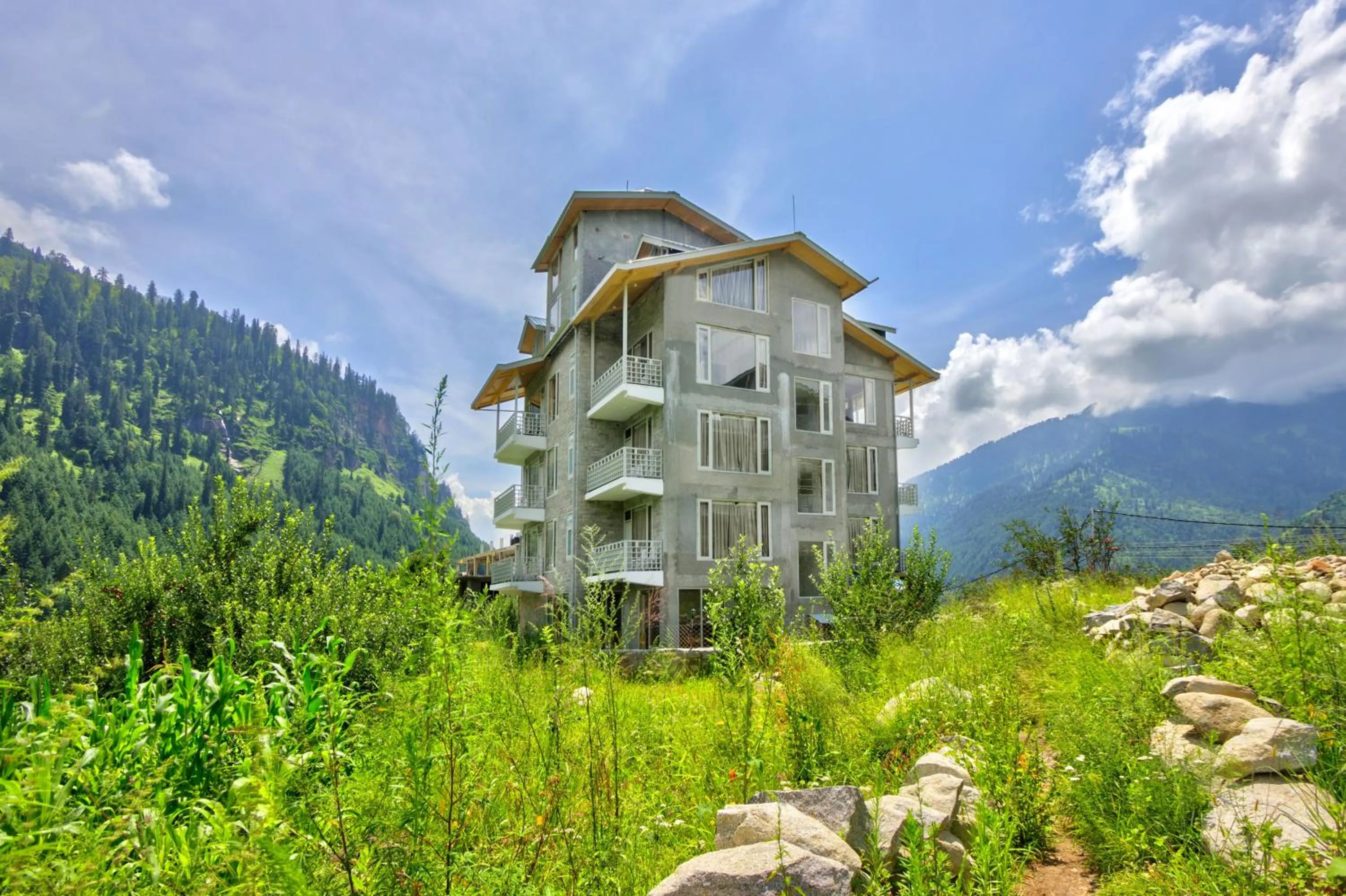 Mountain view in La Aero Resort Home in Snow Mountains