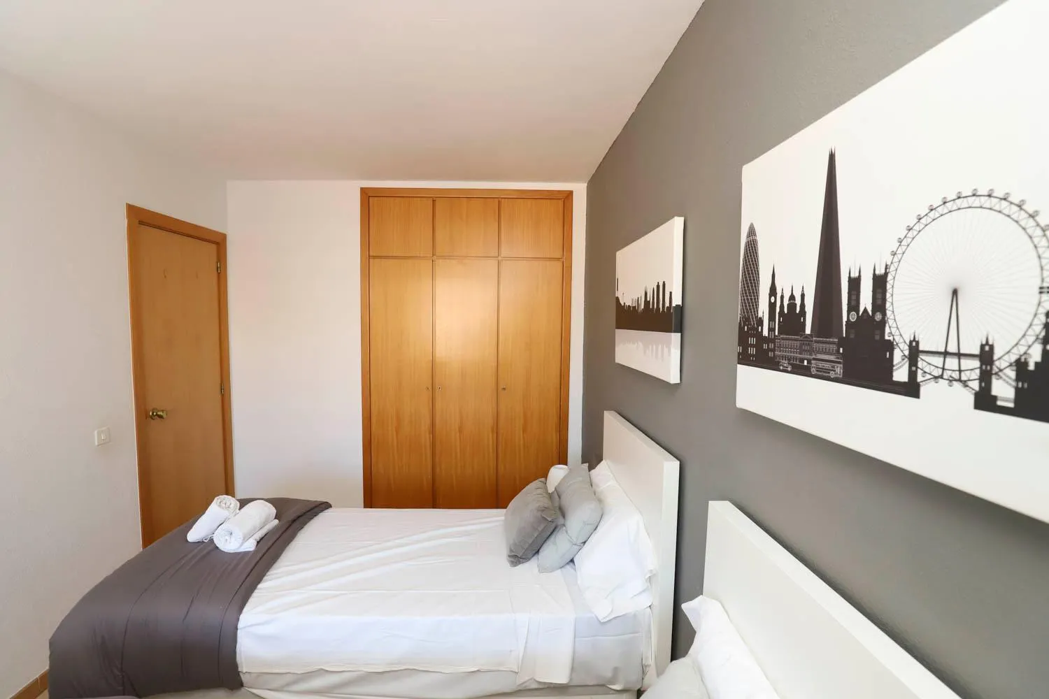 Bedroom, Bed in DIFFERENTFLATS Costa d' Or II