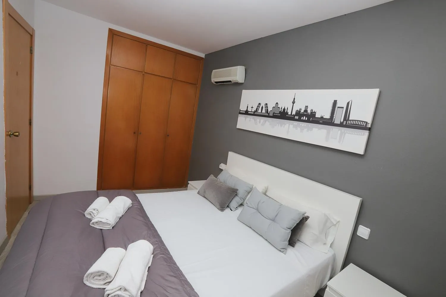Bedroom, Bed in DIFFERENTFLATS Costa d' Or II