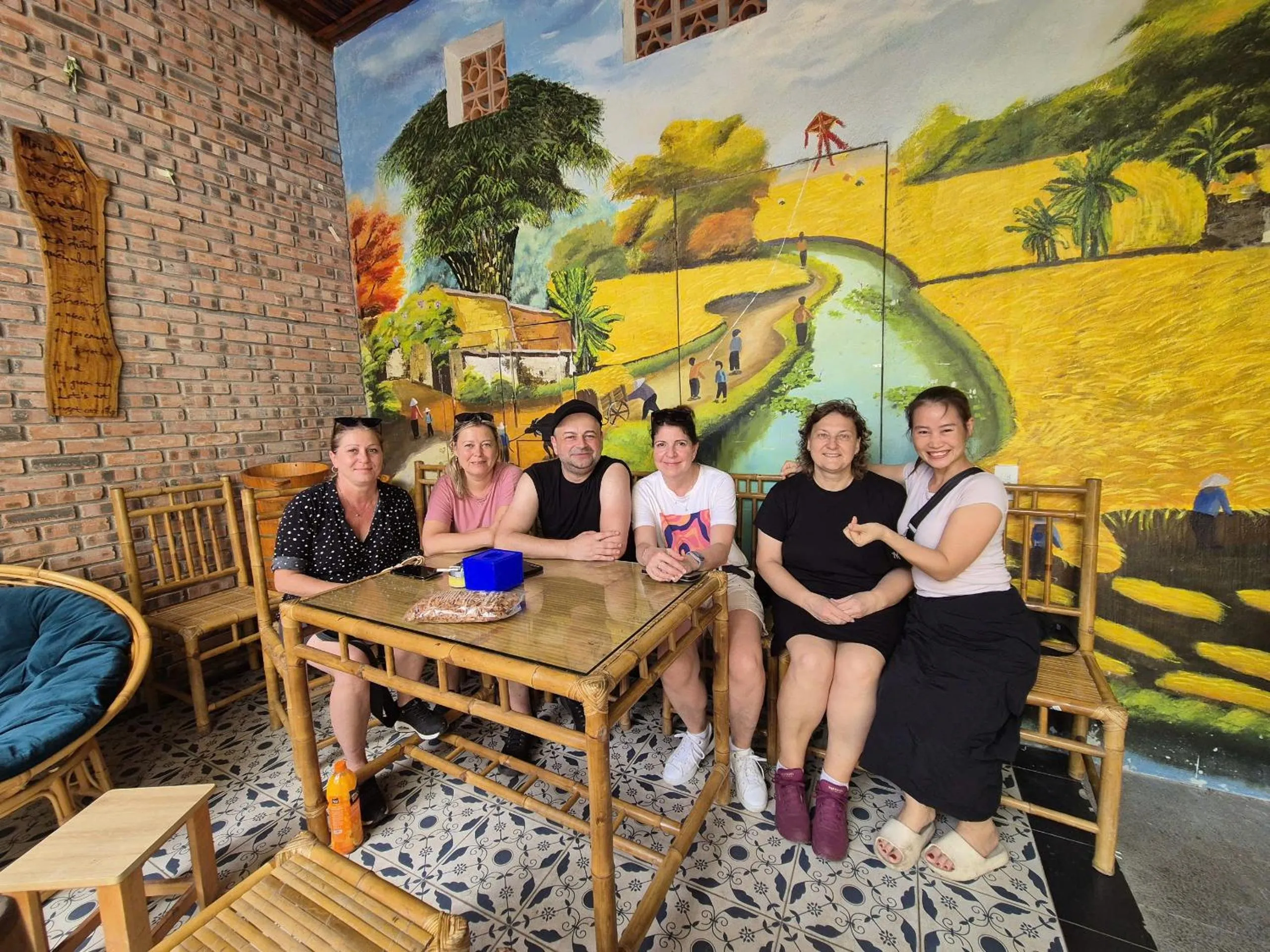 group of guests in Tâm Family Homestay-Huế
