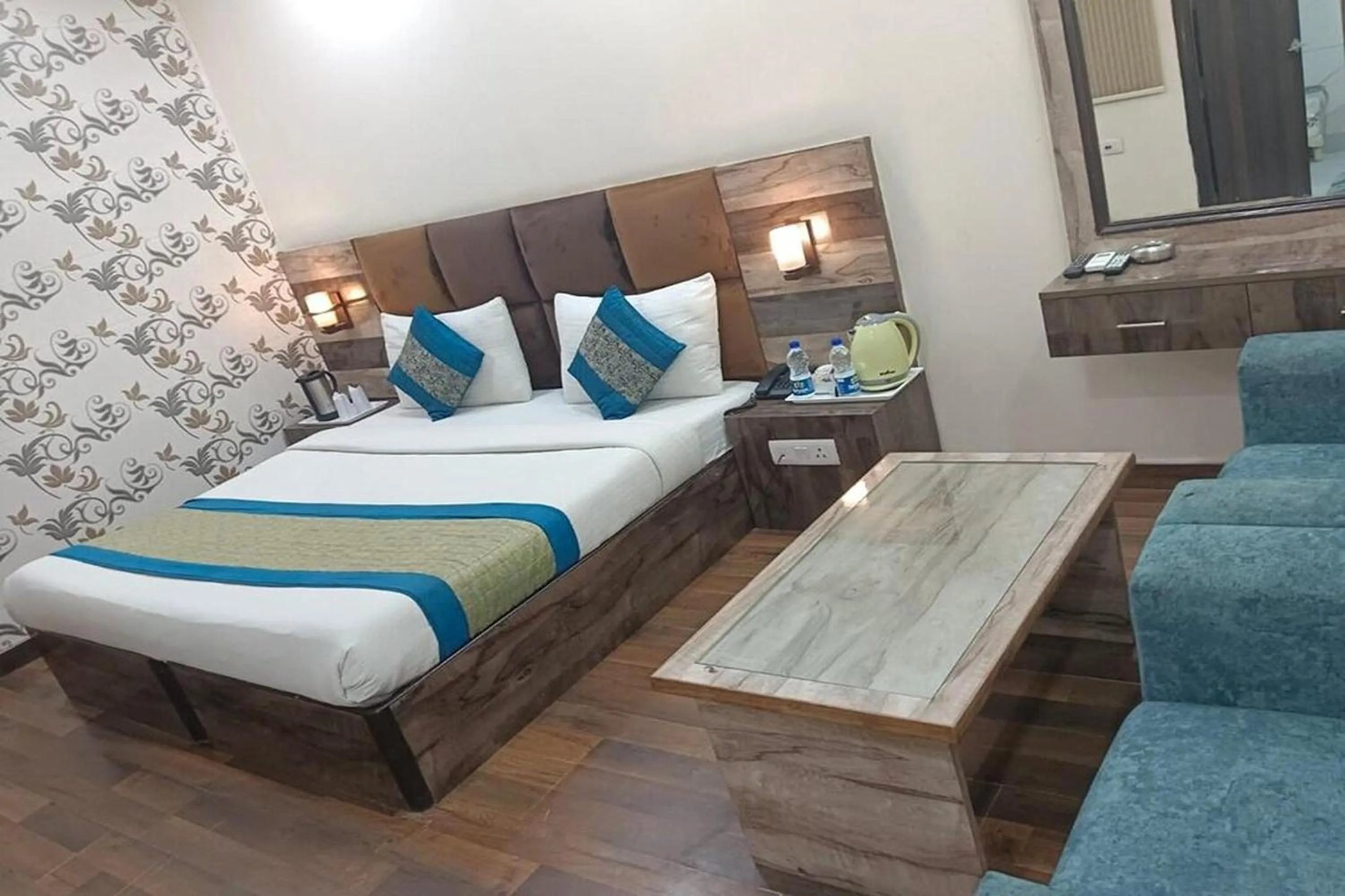 Bed in HOTEL SINGH CONTINETAL