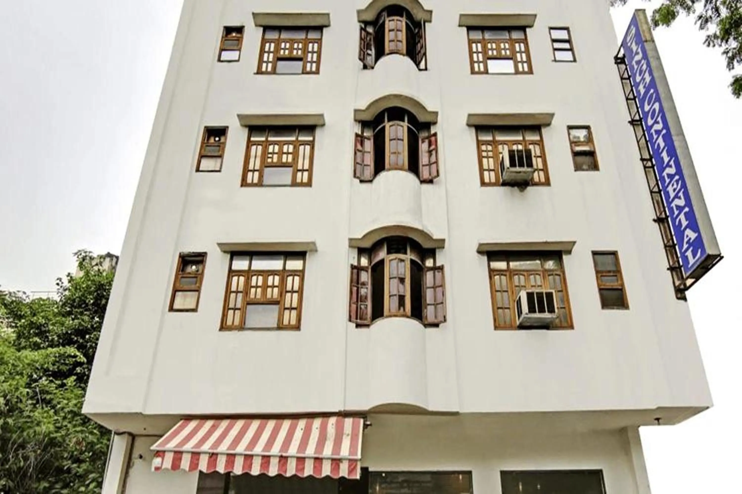 Property building in HOTEL SINGH CONTINETAL
