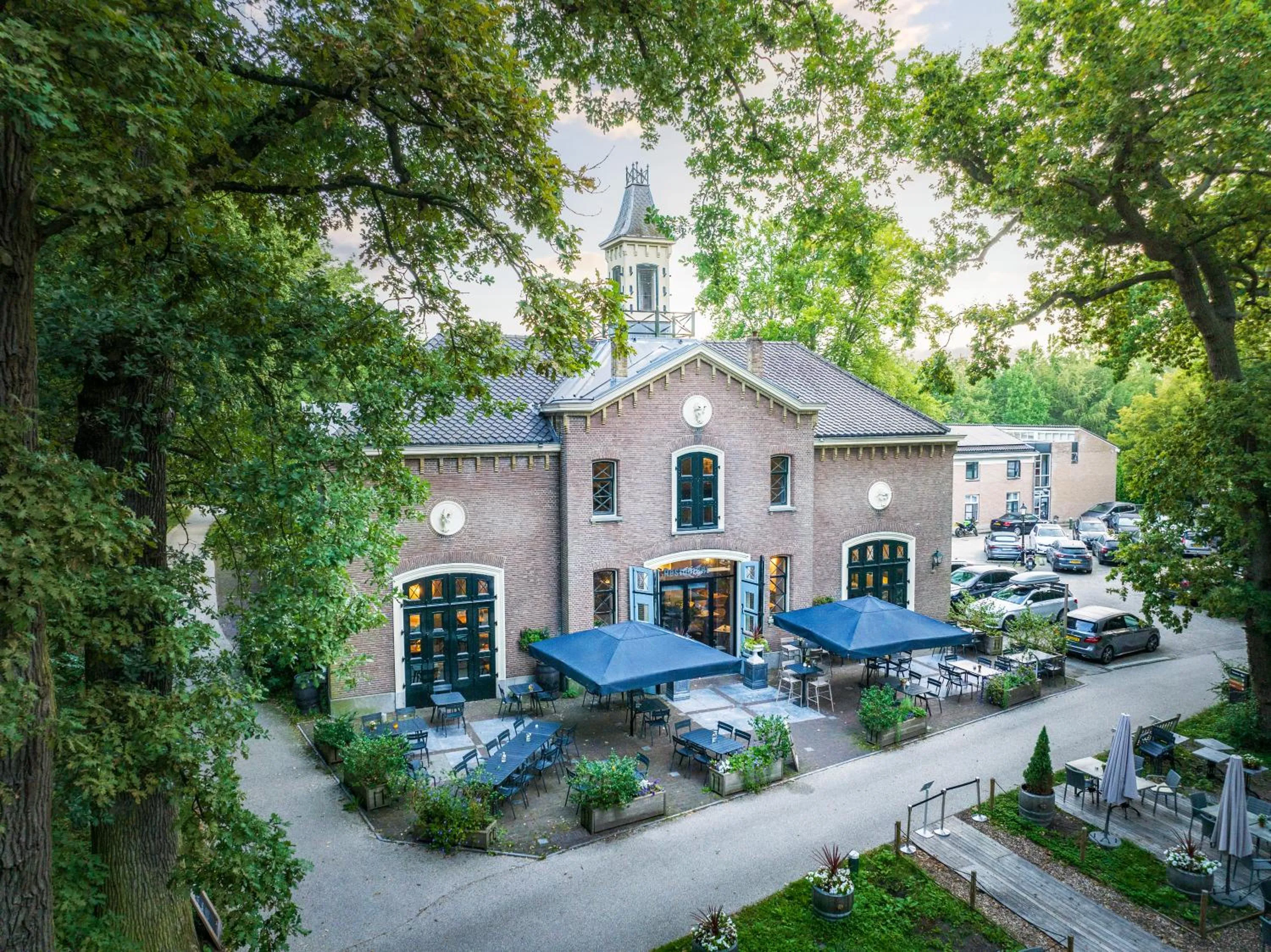Property building in Landgoed Oud Poelgeest - Leiden