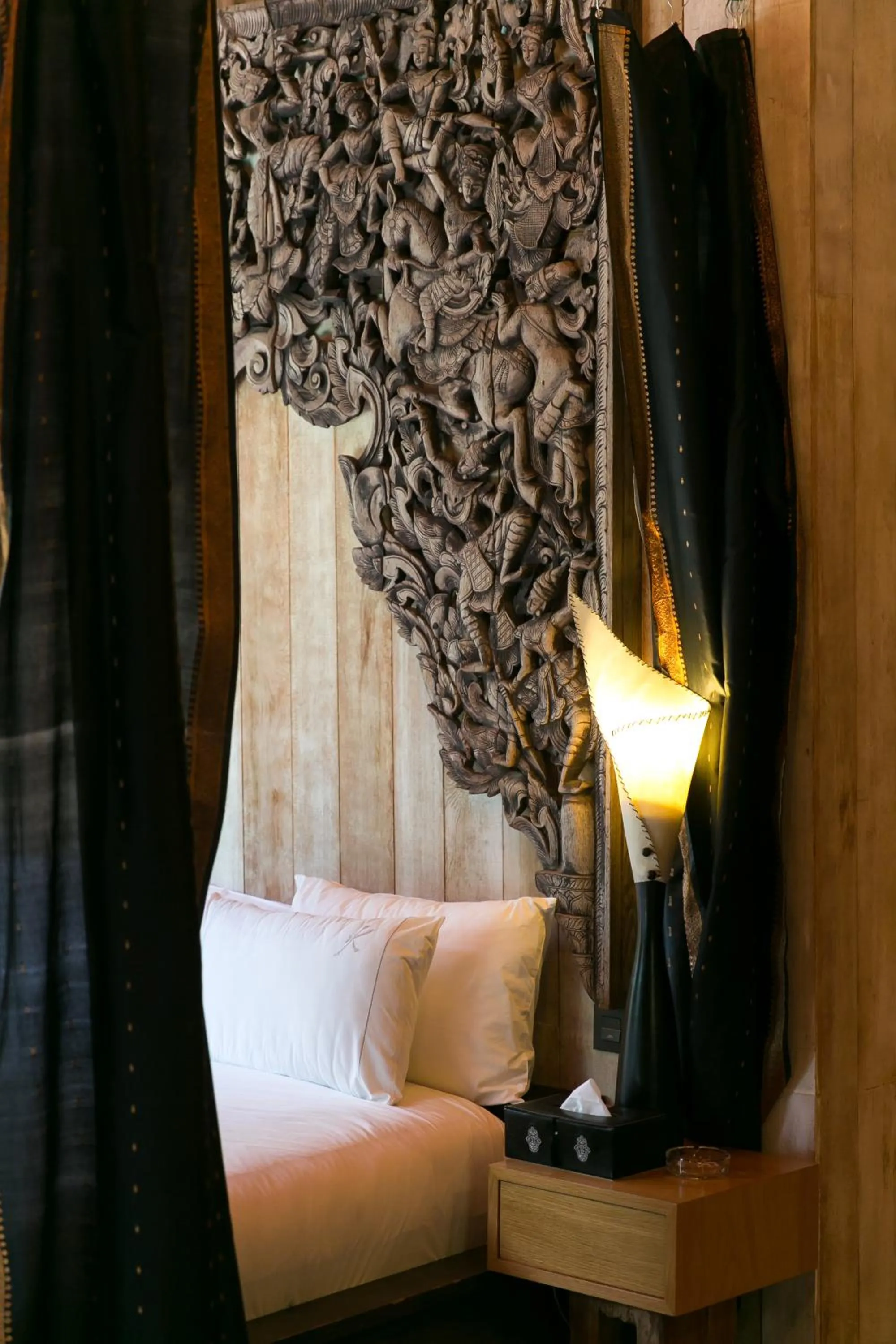 Decorative detail in Lodge K