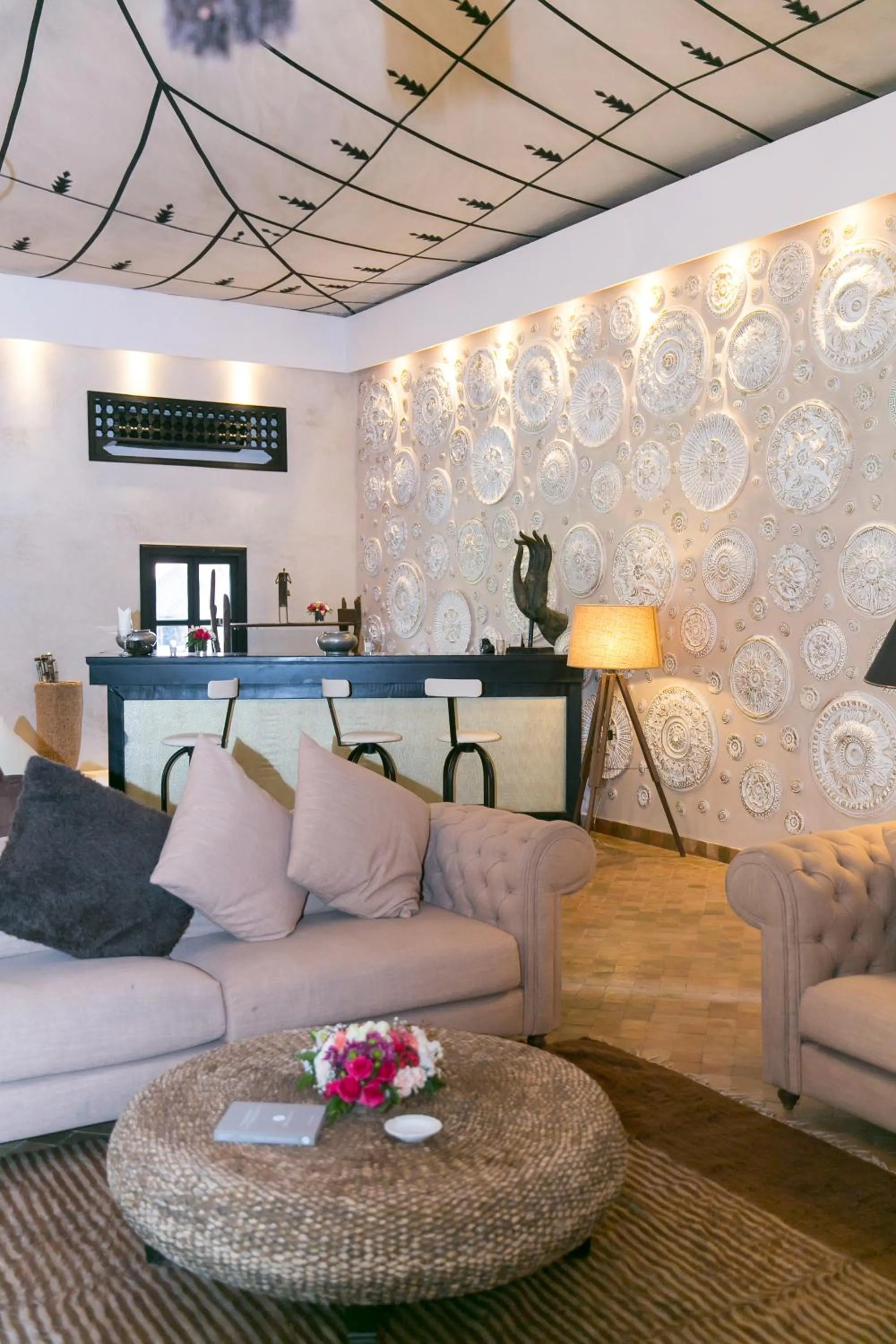 Seating area in Lodge K