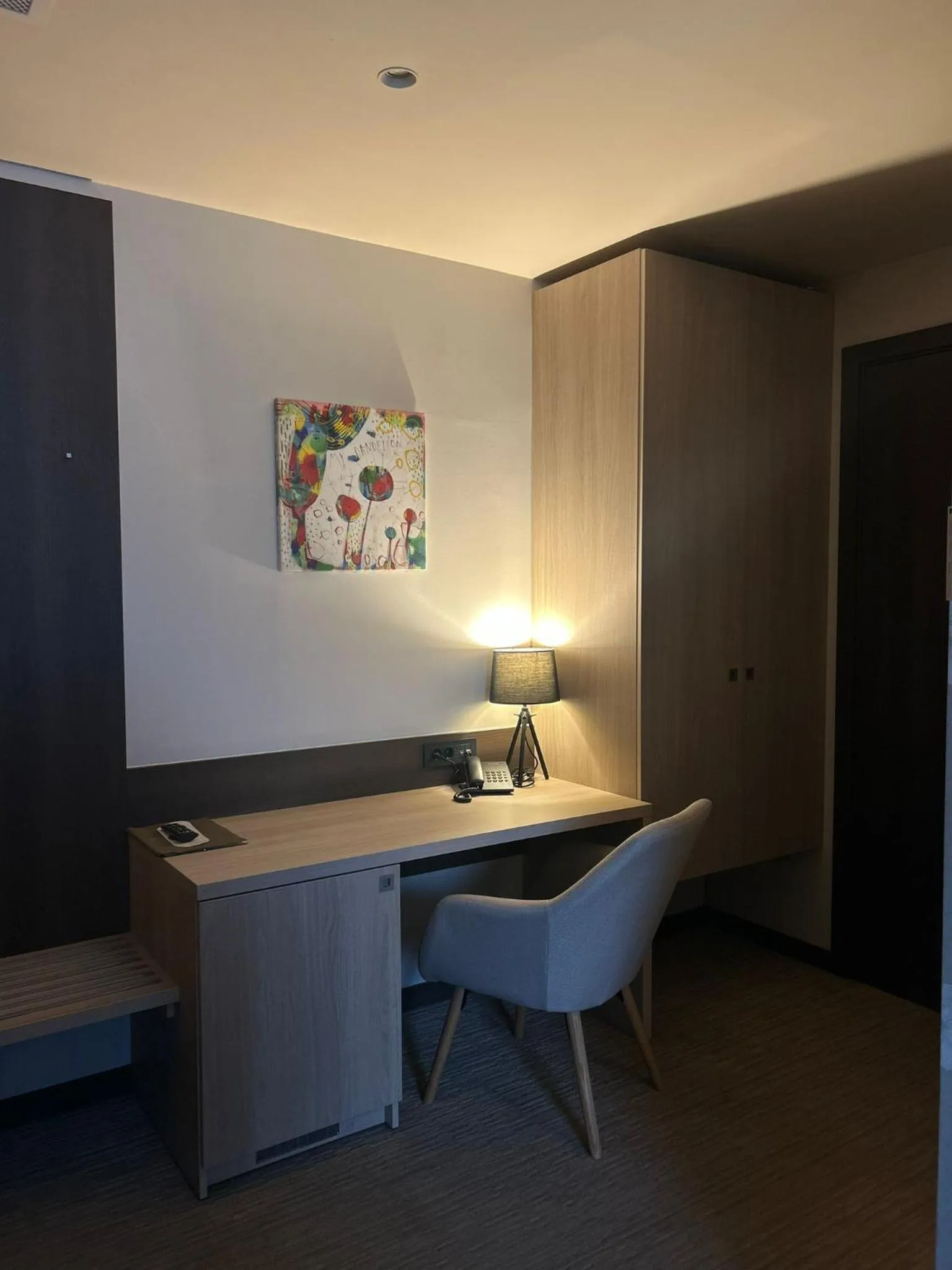 wardrobe in Hotel Gallus