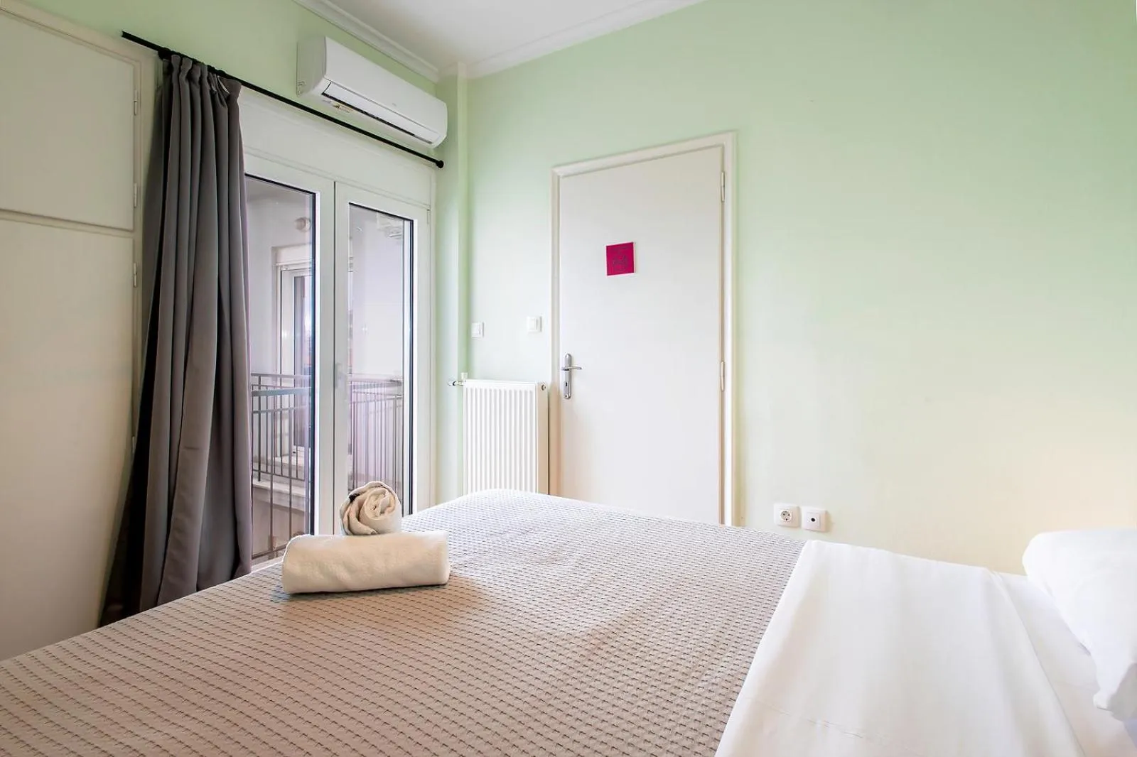 Bed in Aris123 by Smart Cozy Suites - Apartments in the heart of Athens - 5 minutes from metro - Available 24hr