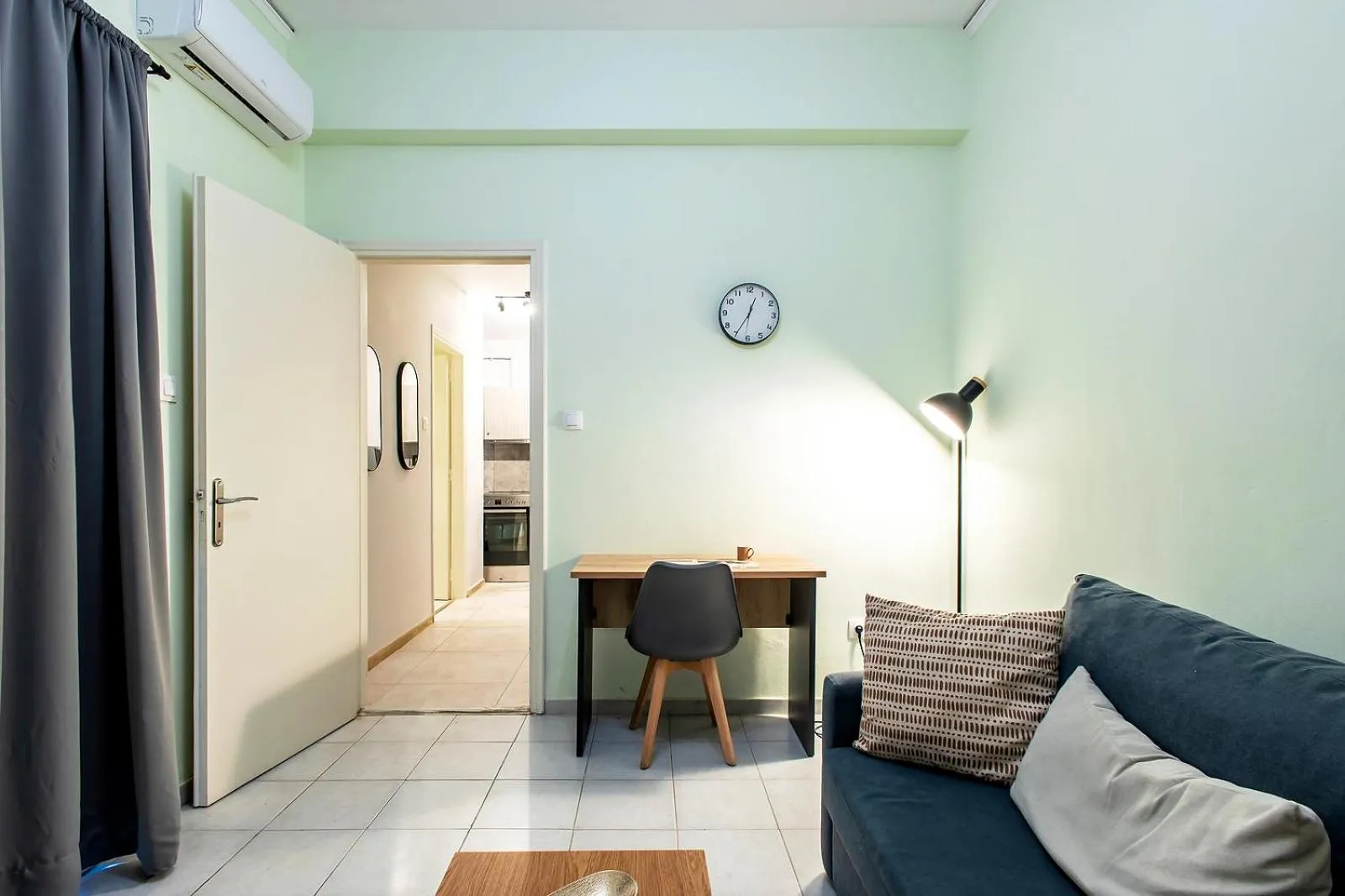 Living room in Aris123 by Smart Cozy Suites - Apartments in the heart of Athens - 5 minutes from metro - Available 24hr