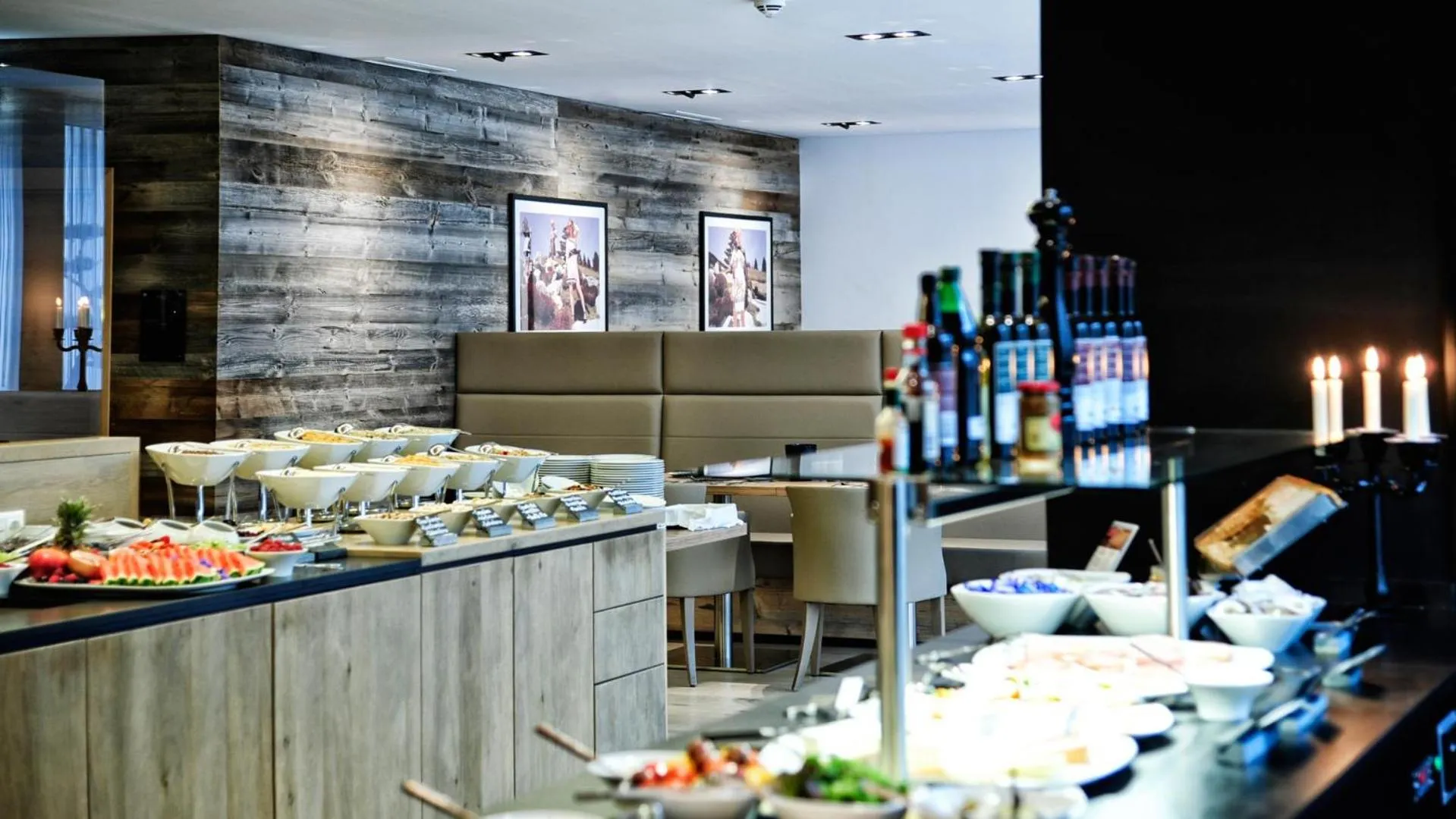 Buffet breakfast in Alps Lodge