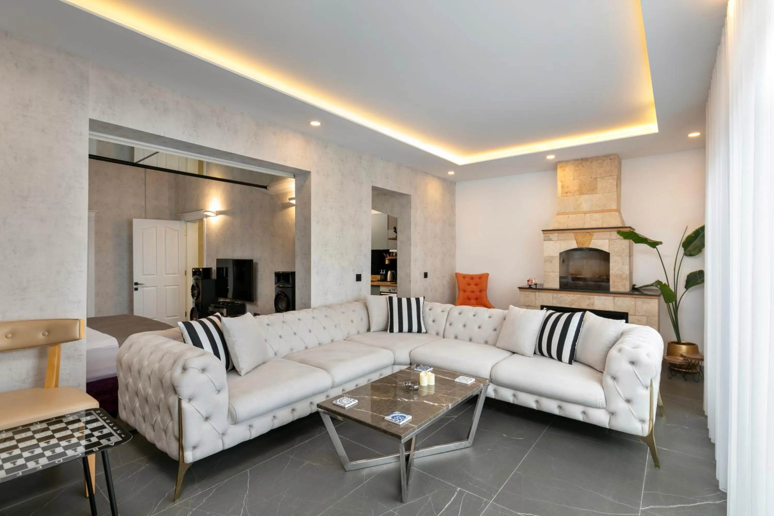 Seating area in Wolf Suites