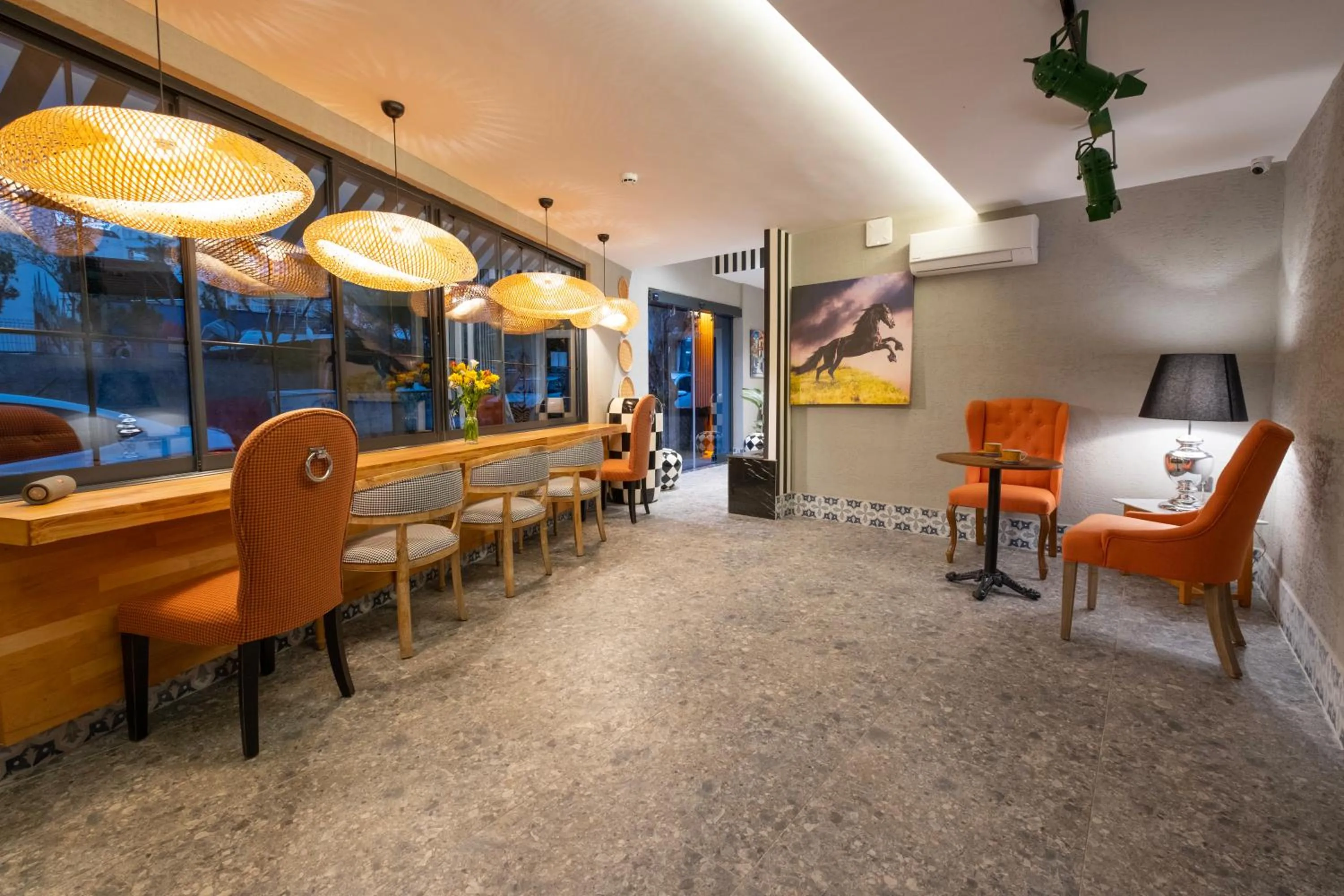 Coffee/tea facilities in Wolf Suites