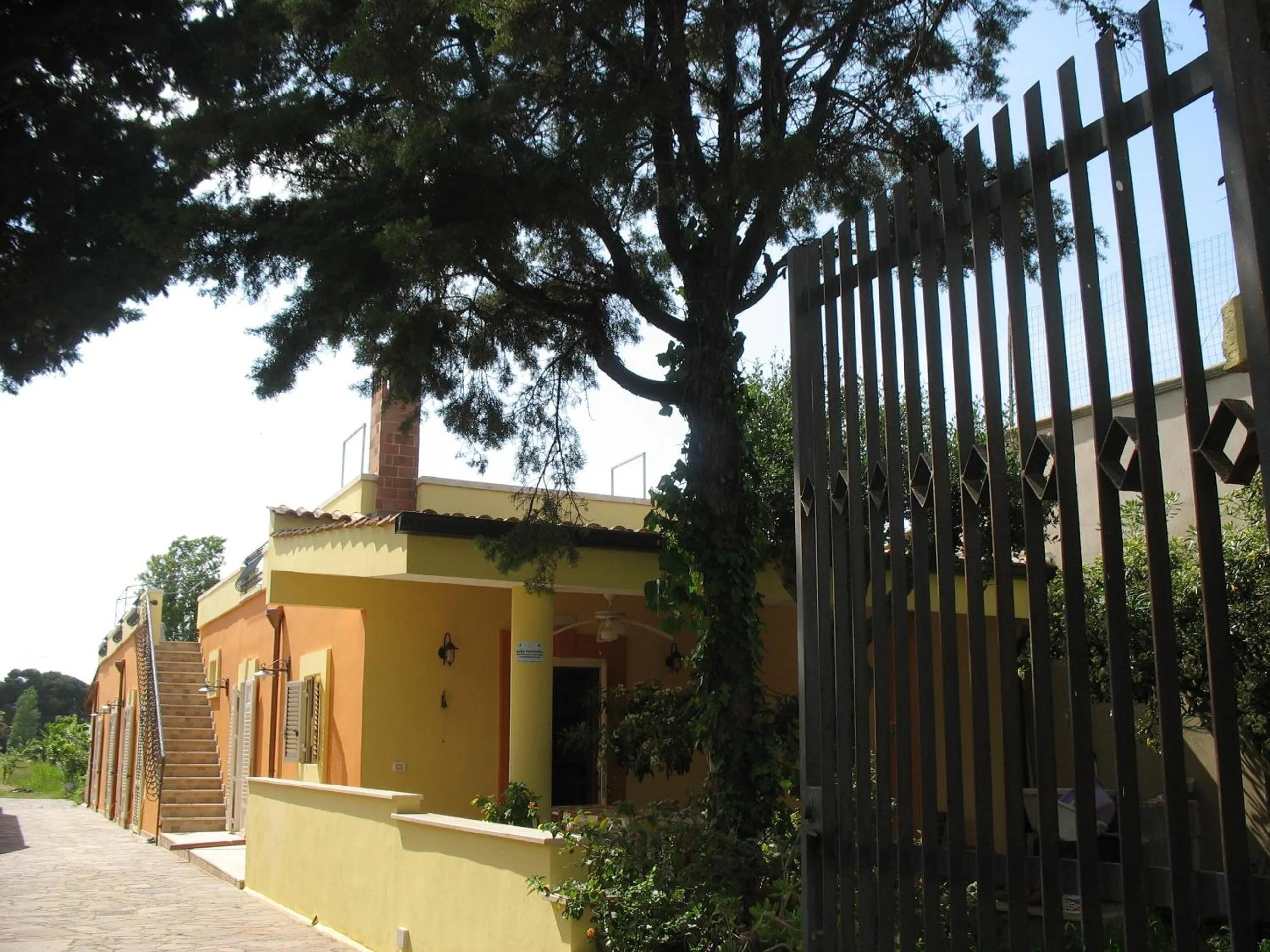 Property building in "Casa di Angelica" - un'oasi di pace a 300m dal mare