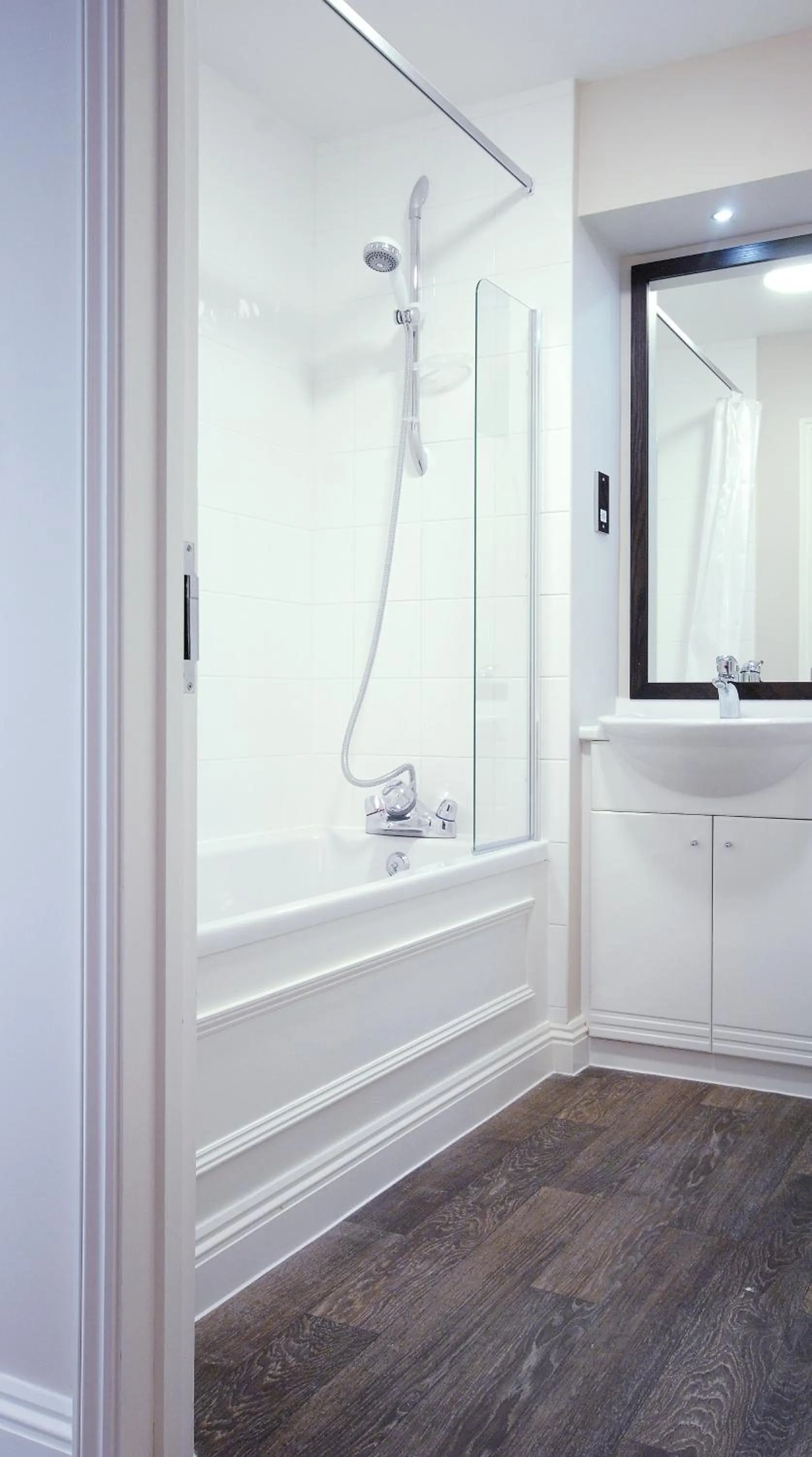 Bathroom in Forest Lodge Hotel