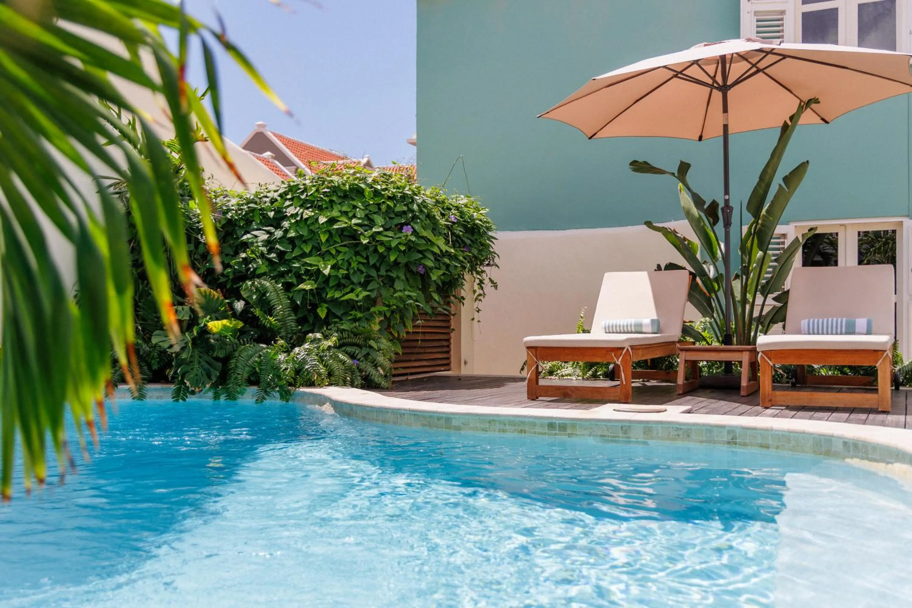 Swimming pool in Pietermaai Oasis