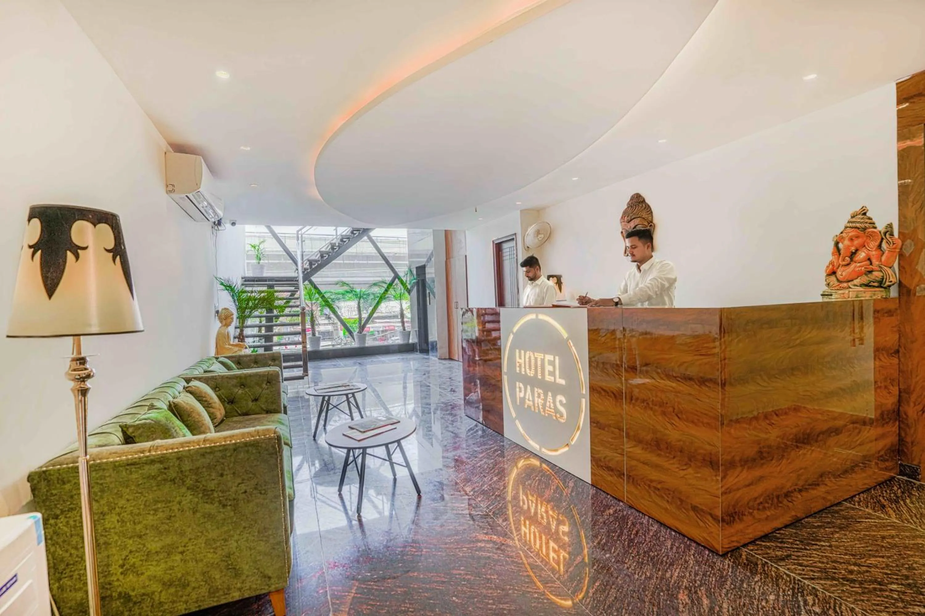 Hotel Paras Chandigarh Zirakpur