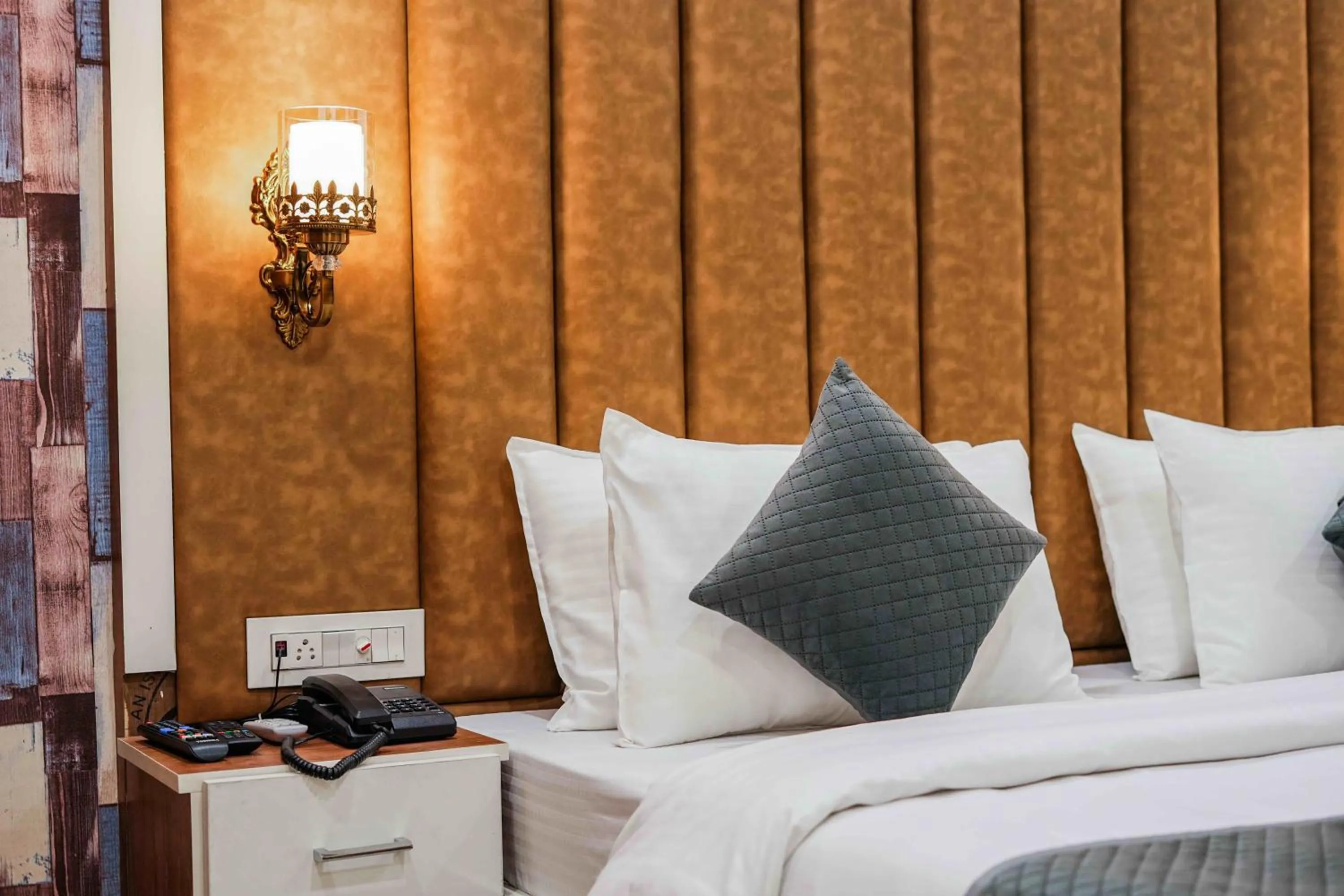 Bedroom, Bed in Hotel Paras Chandigarh Zirakpur