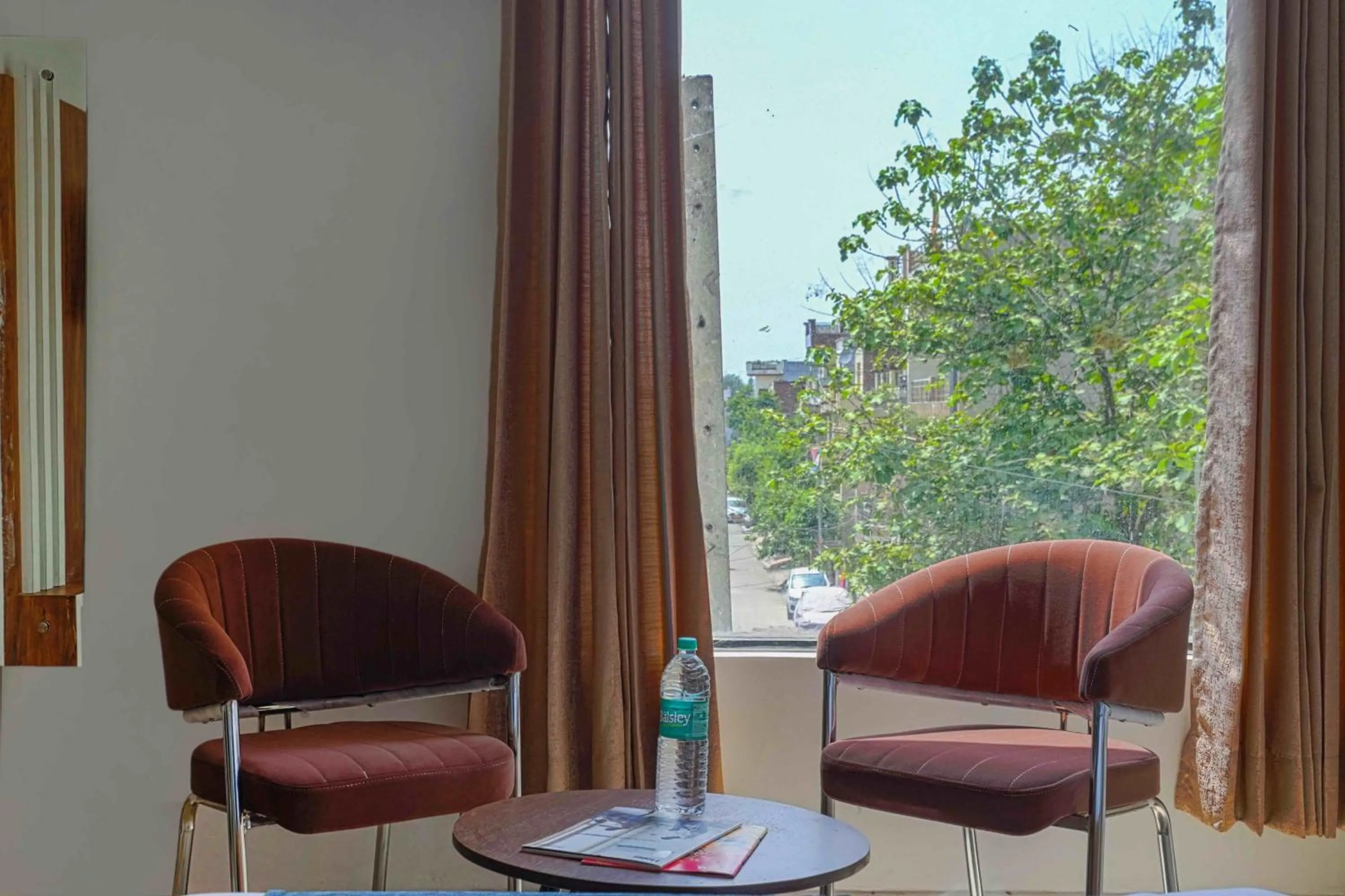 Seating area in Hotel Paras Chandigarh Zirakpur