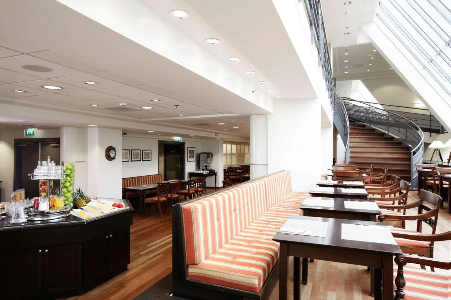 Restaurant/places to eat in NH Amsterdam Noord