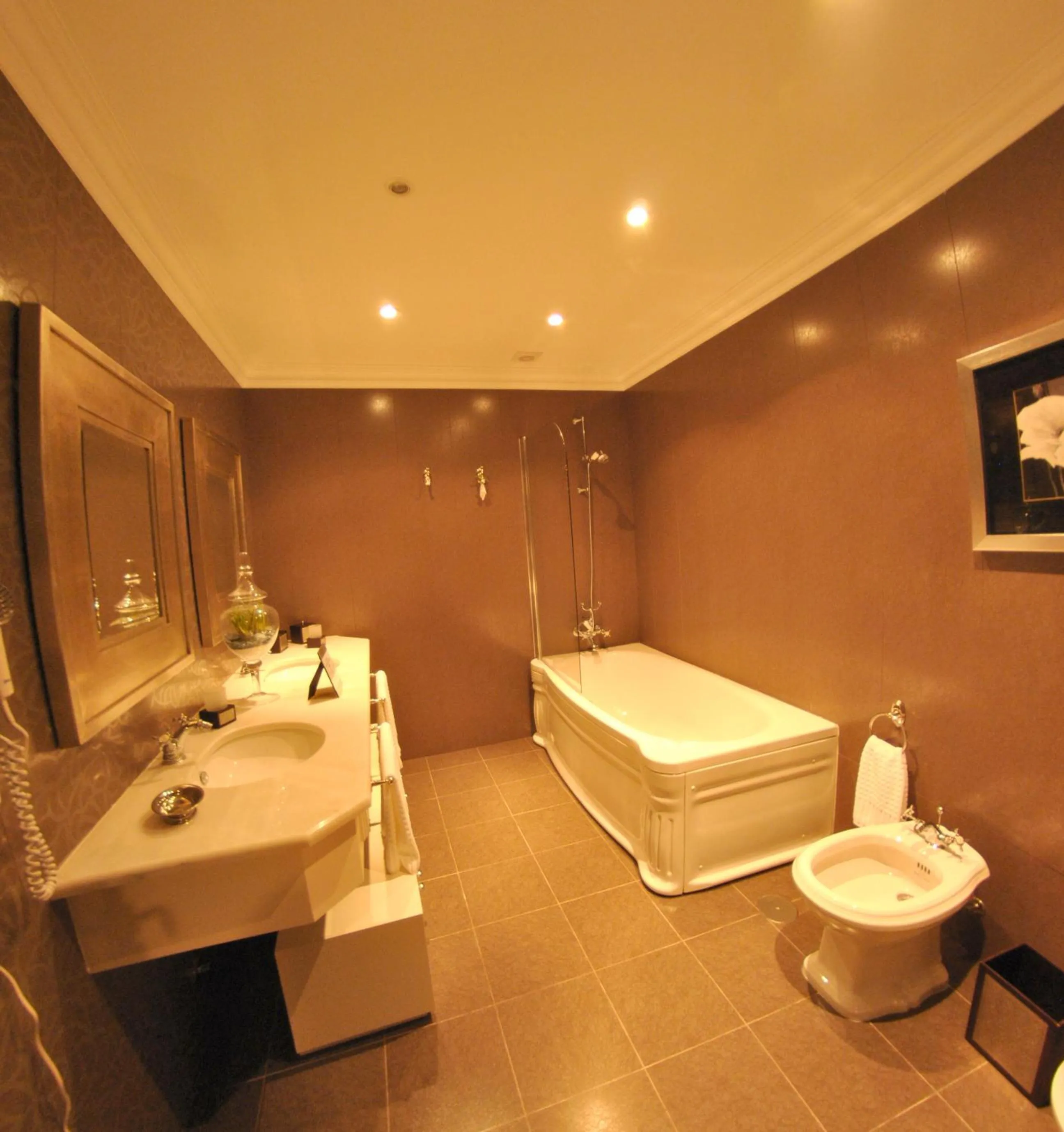 Bathroom in Apartamentos 3 Praias