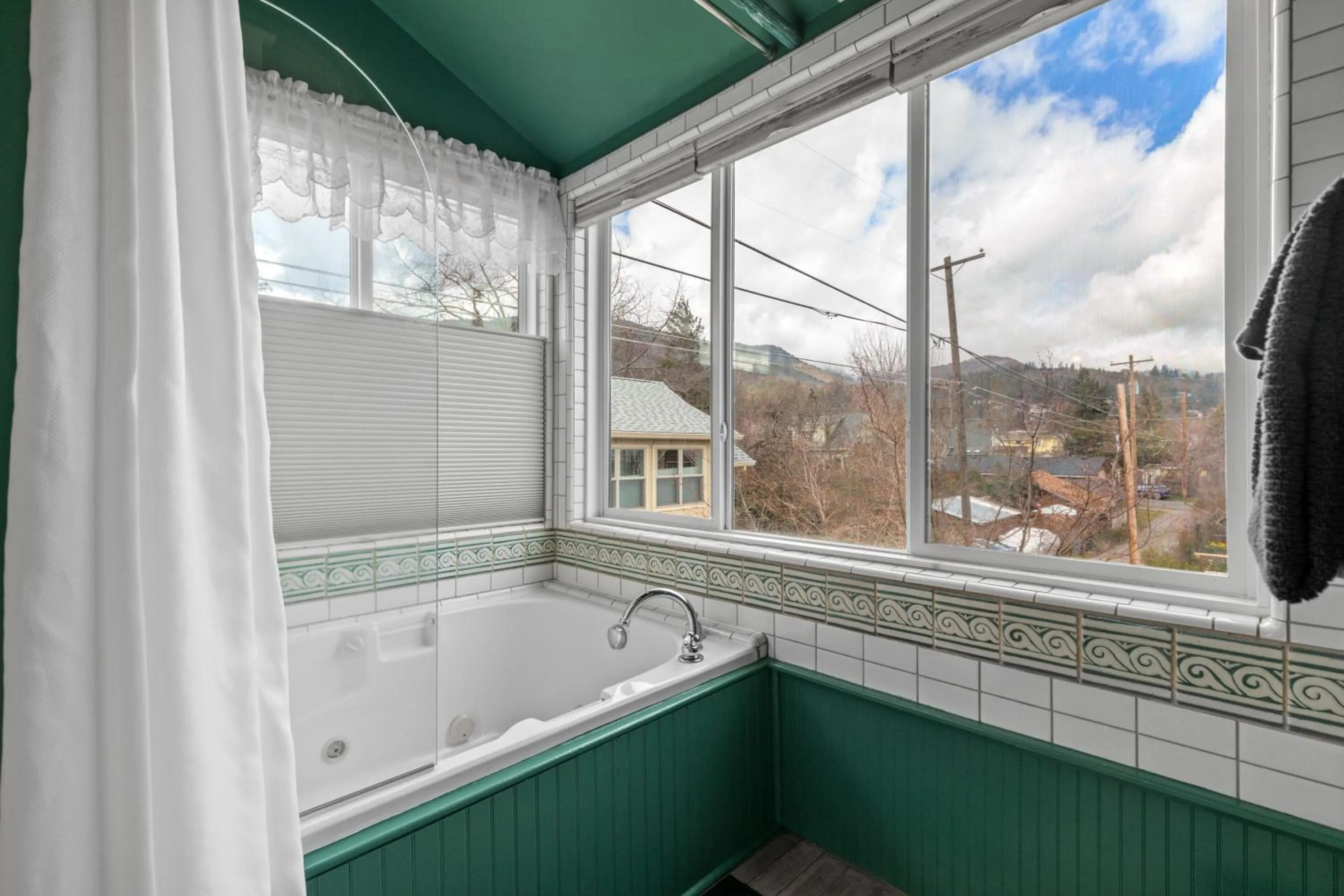 Natural landscape in The Peerless Hotel