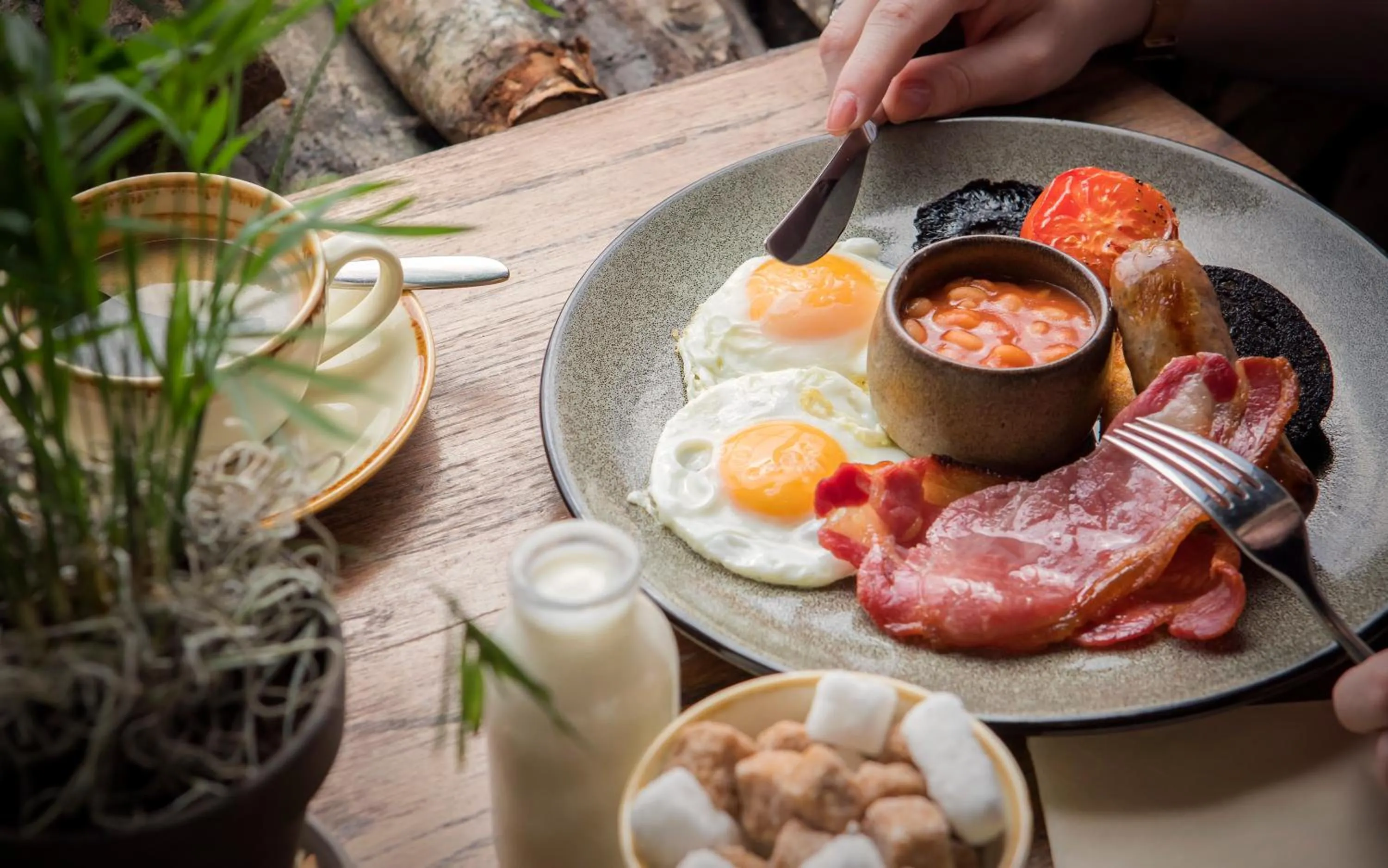 English/Irish breakfast in Beaulieu Hotel