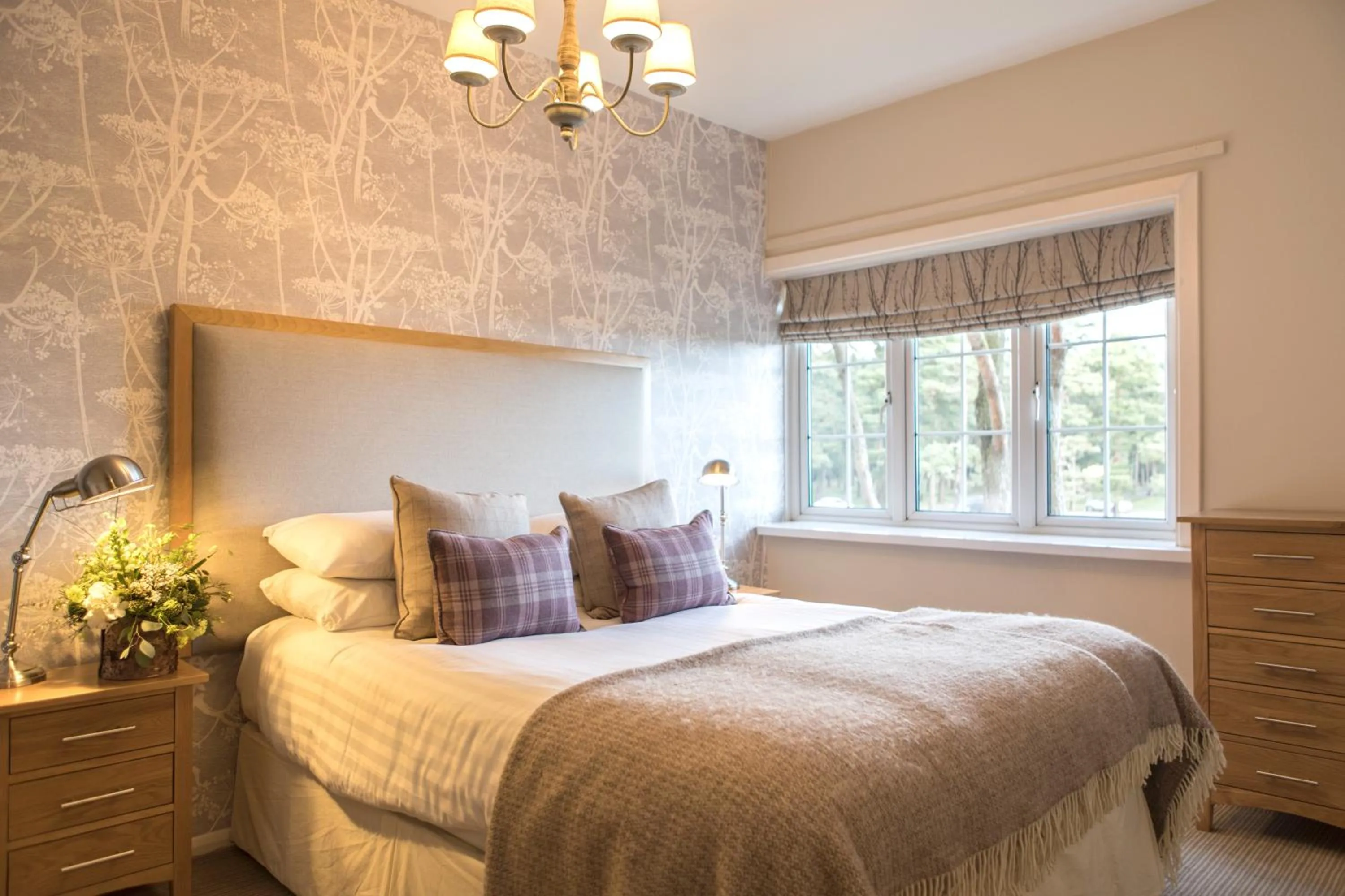 Bedroom, Bed in Beaulieu Hotel