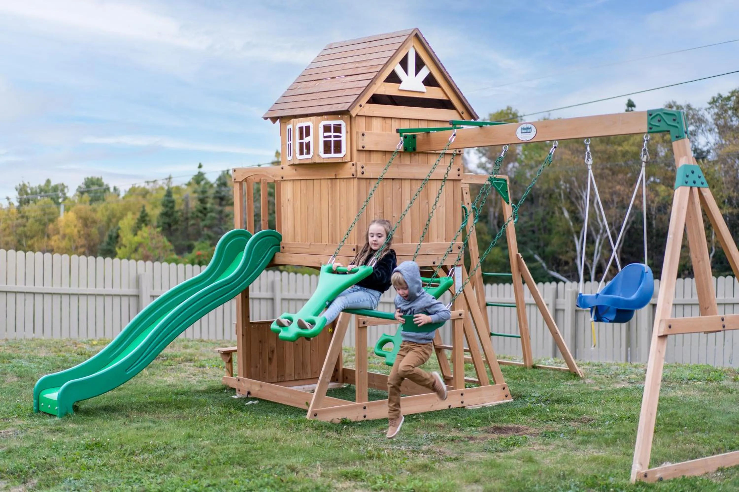 Swimming pool in Clarenville Inn