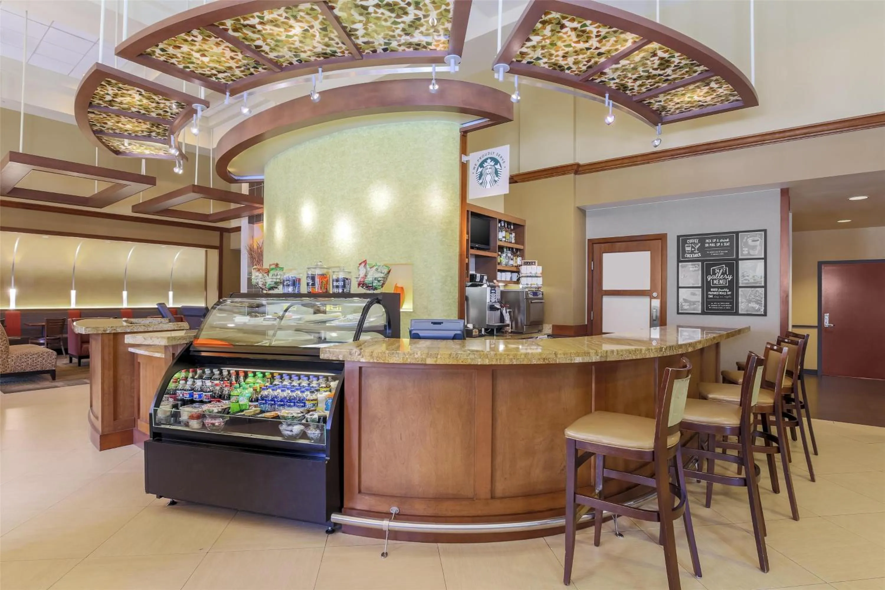 Lounge or bar in Hyatt Place Fort Worth/Hurst