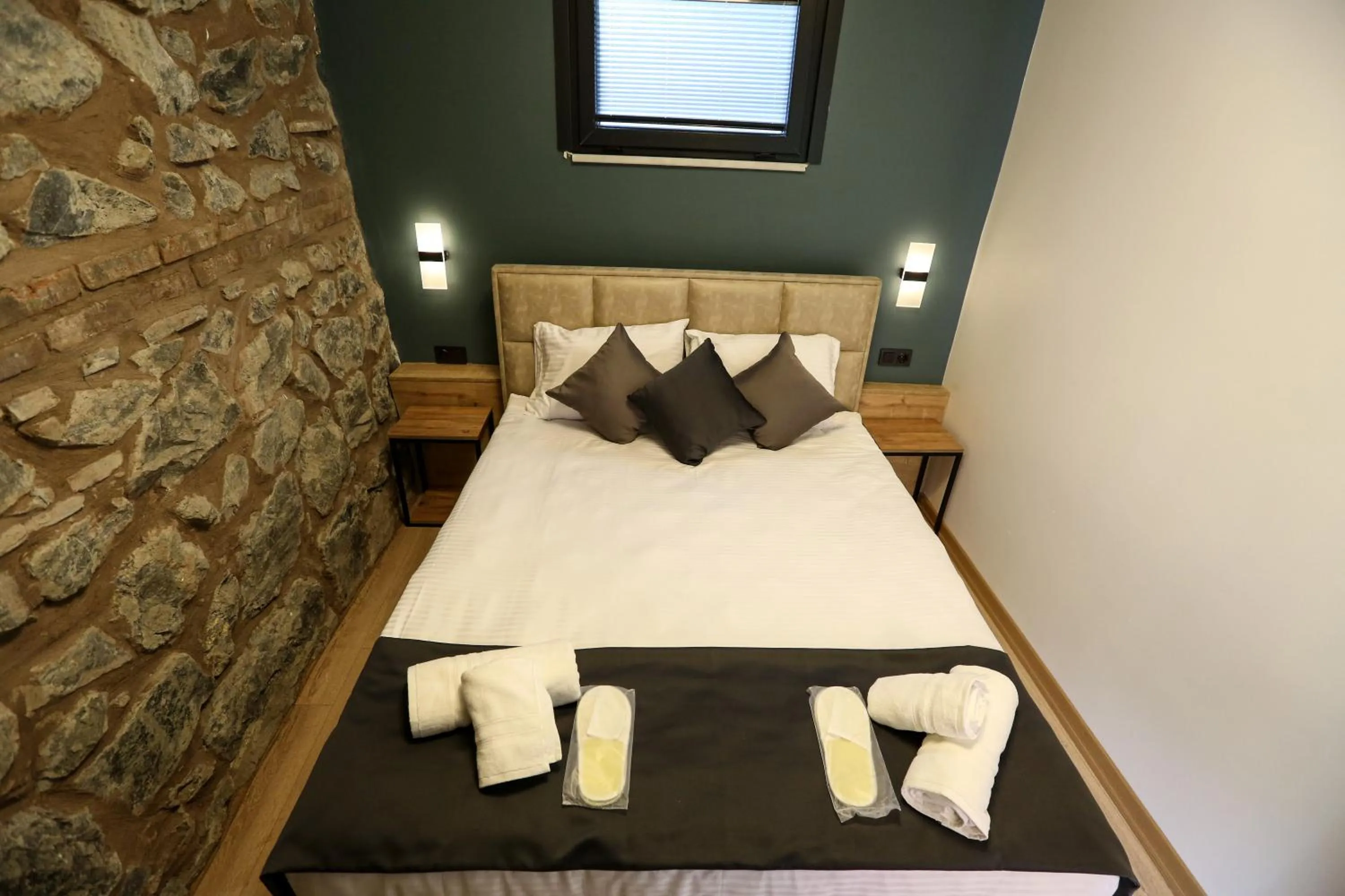 Bedroom, Bed in Mia Mia Suites