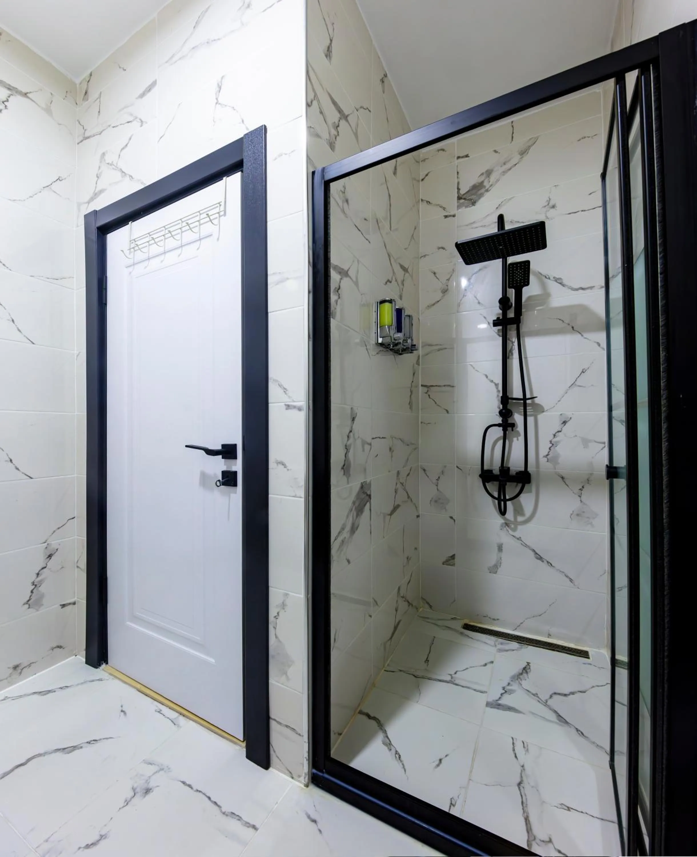 Shower in Mia Mia Suites