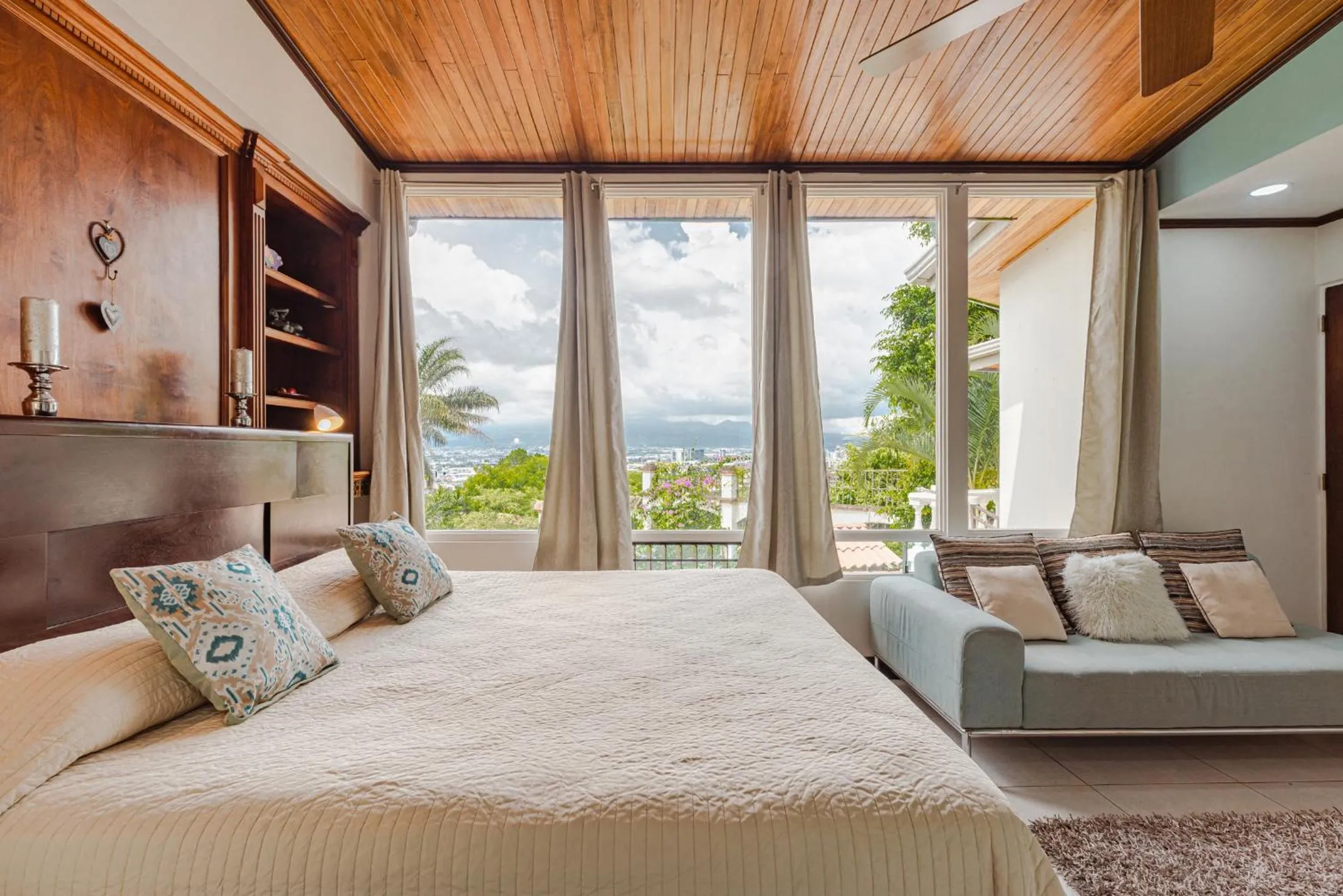 Bed in Posada el Quijote