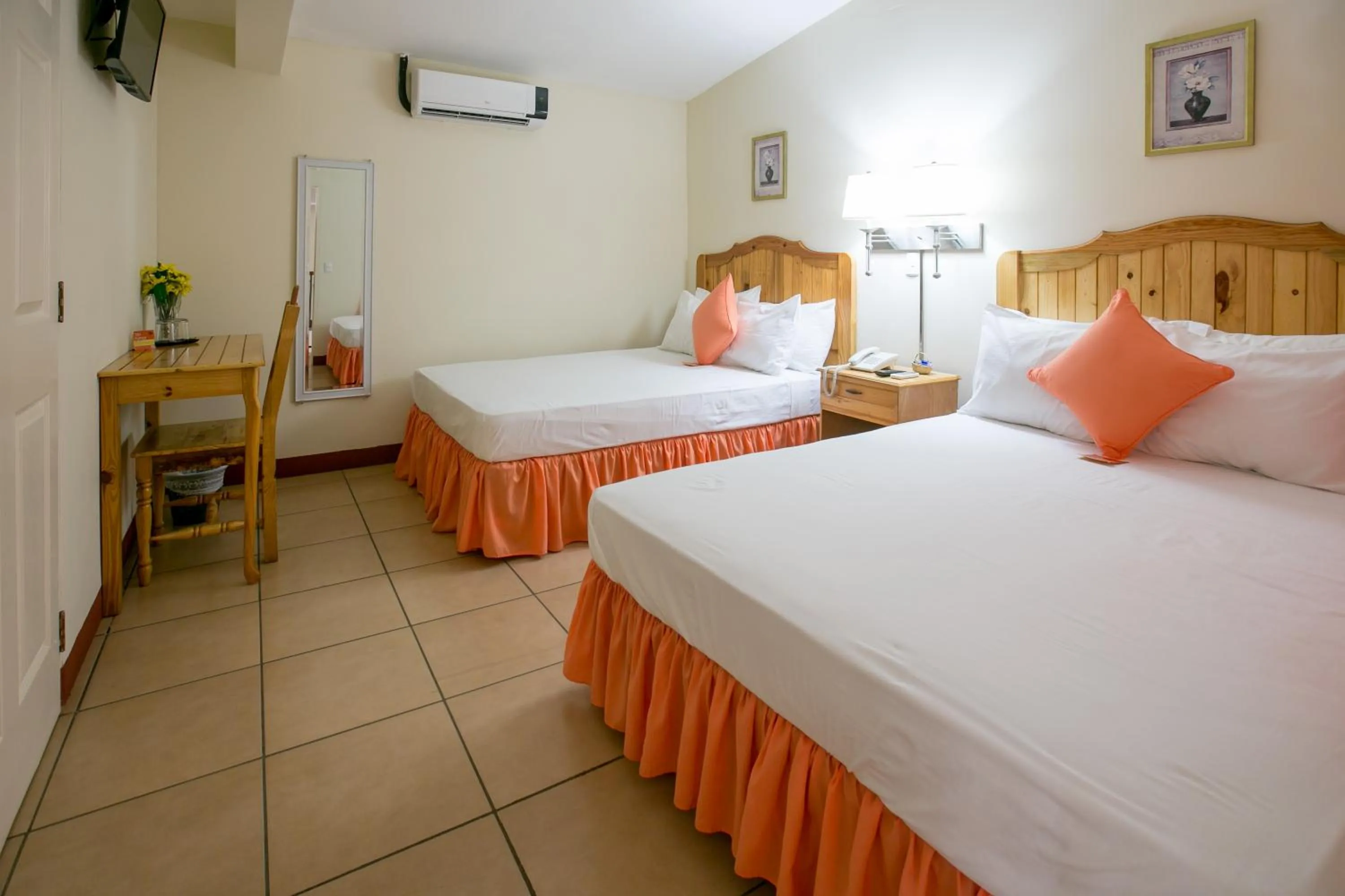 Bedroom, Bed in Hotel La Estacion