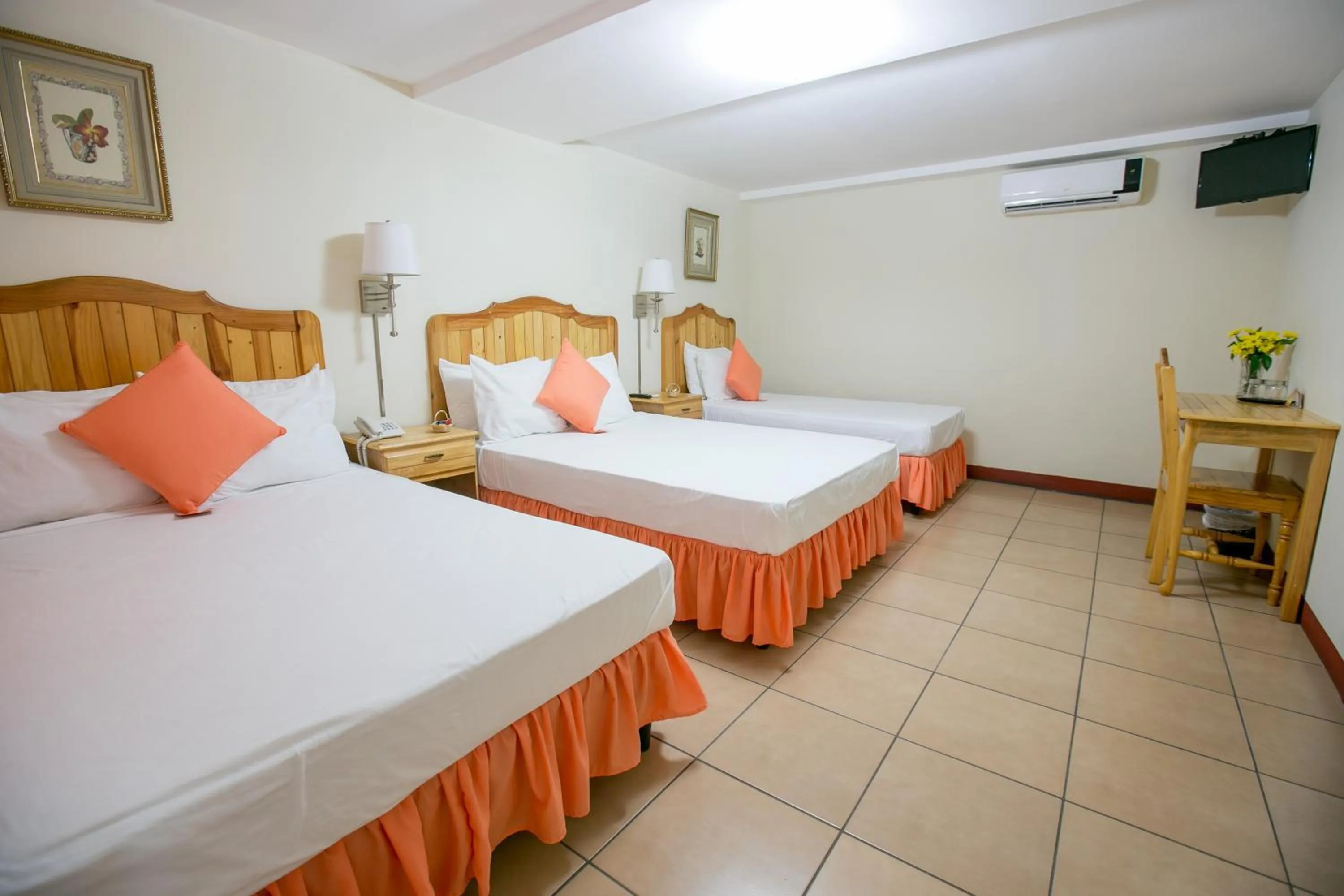 Bedroom, Bed in Hotel La Estacion