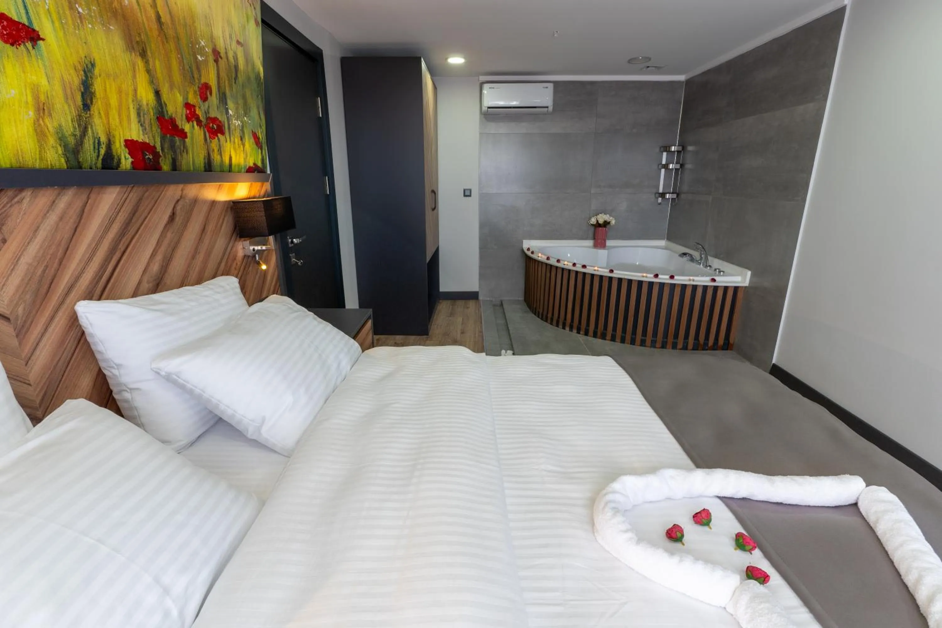 Bed in Yusufhan Suites