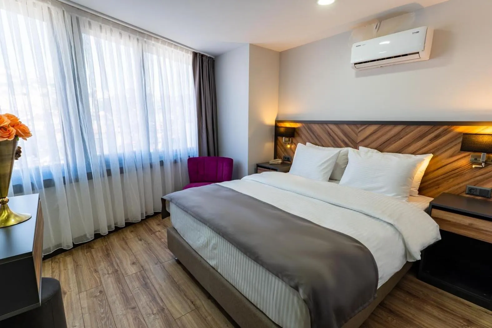 Bedroom, Bed in Yusufhan Suites